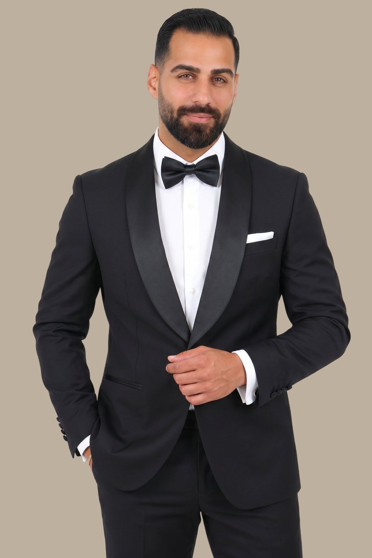 Tuxedo Low Col Chal – Black