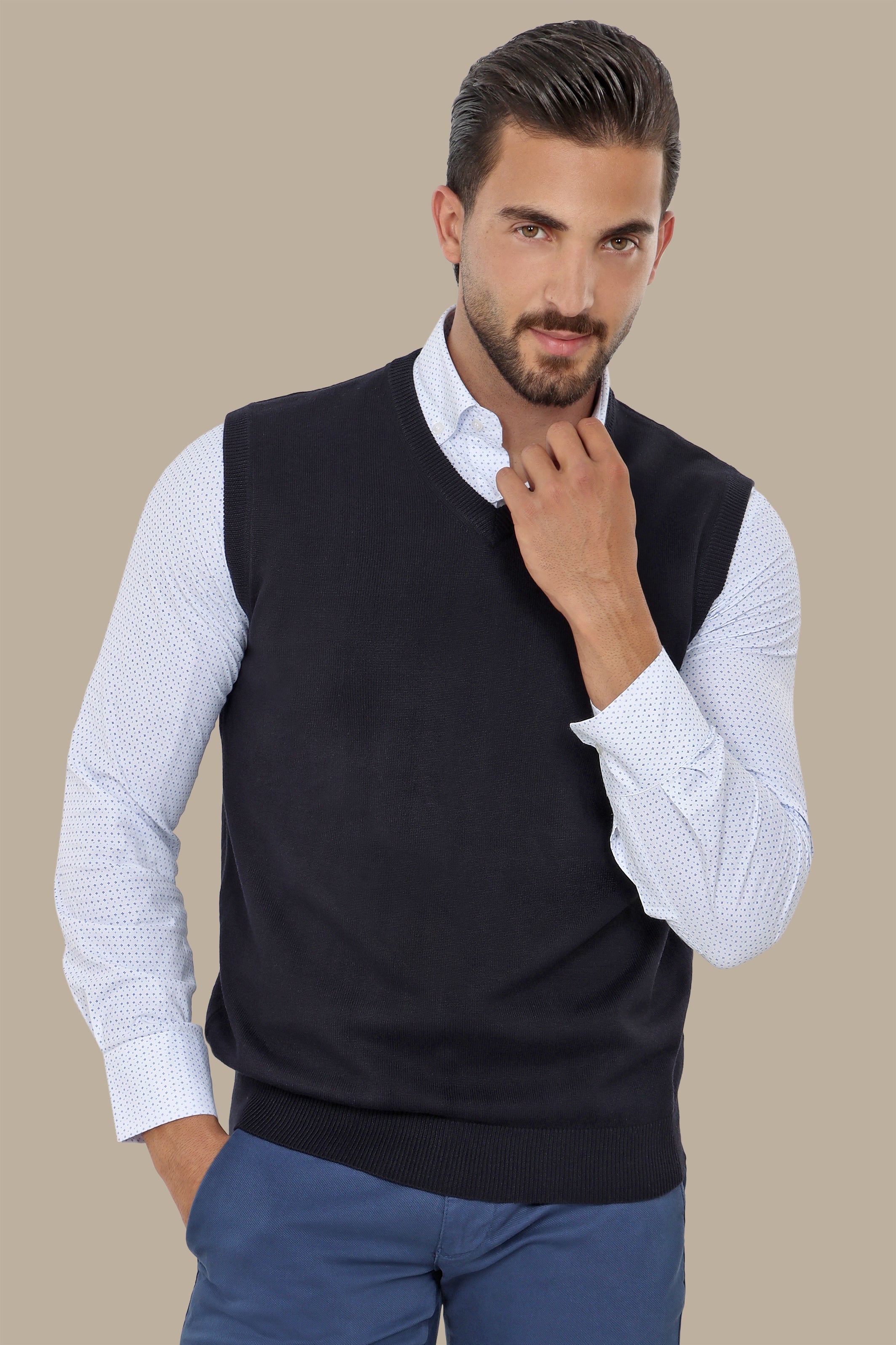 Brown V-Neck Piping Sweater Vest