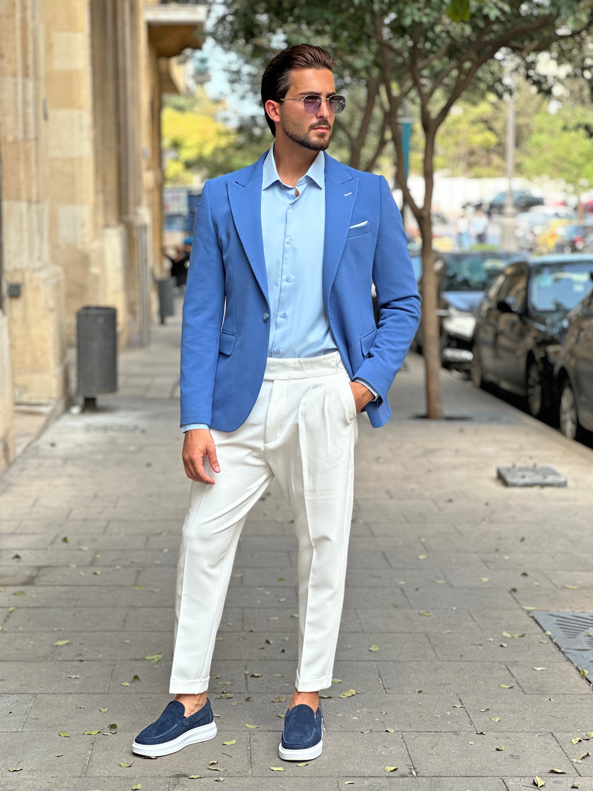 Blue Peak Precision: Structured Lapel Blazer