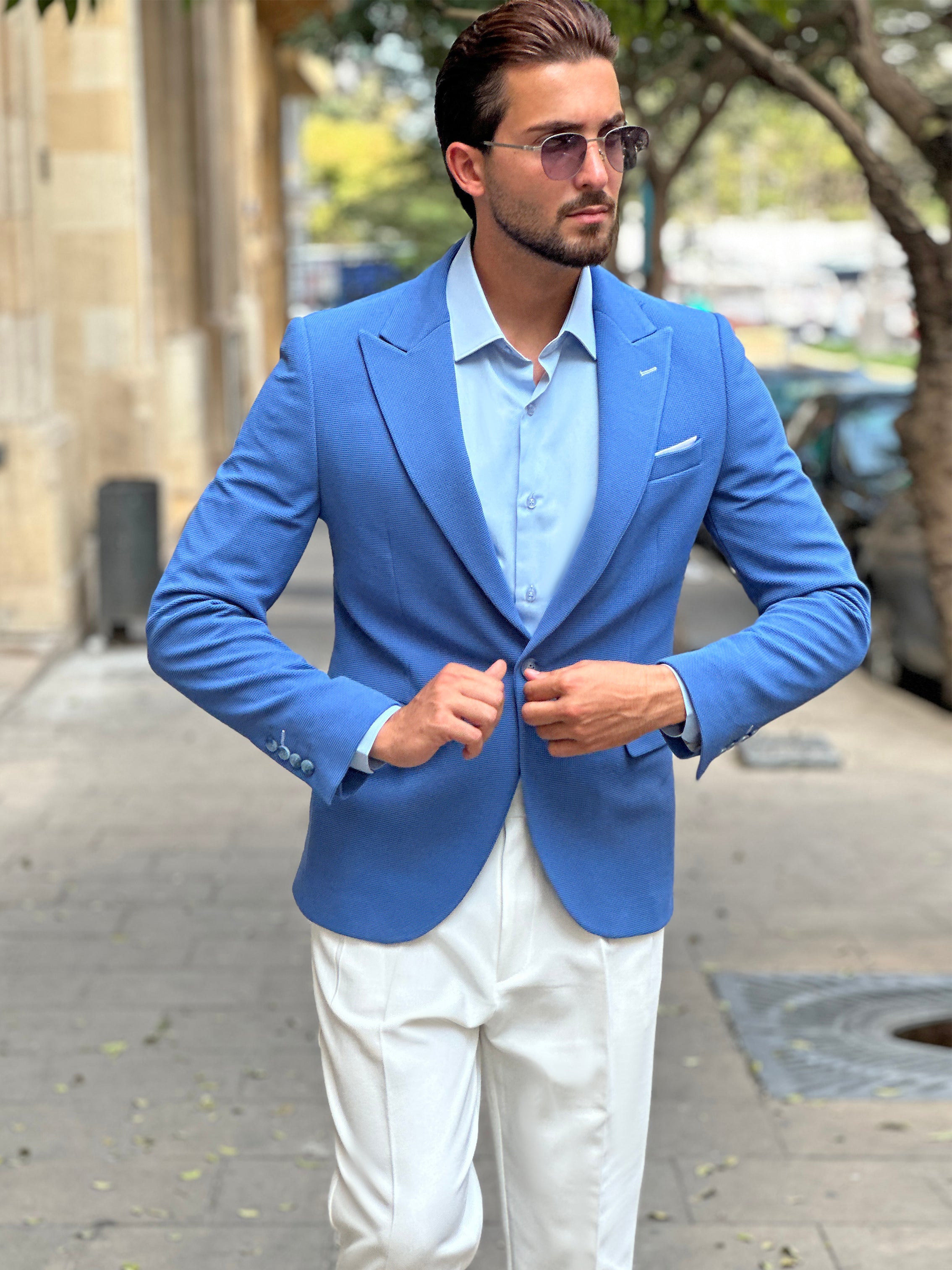 Blue Peak Precision: Structured Lapel Blazer