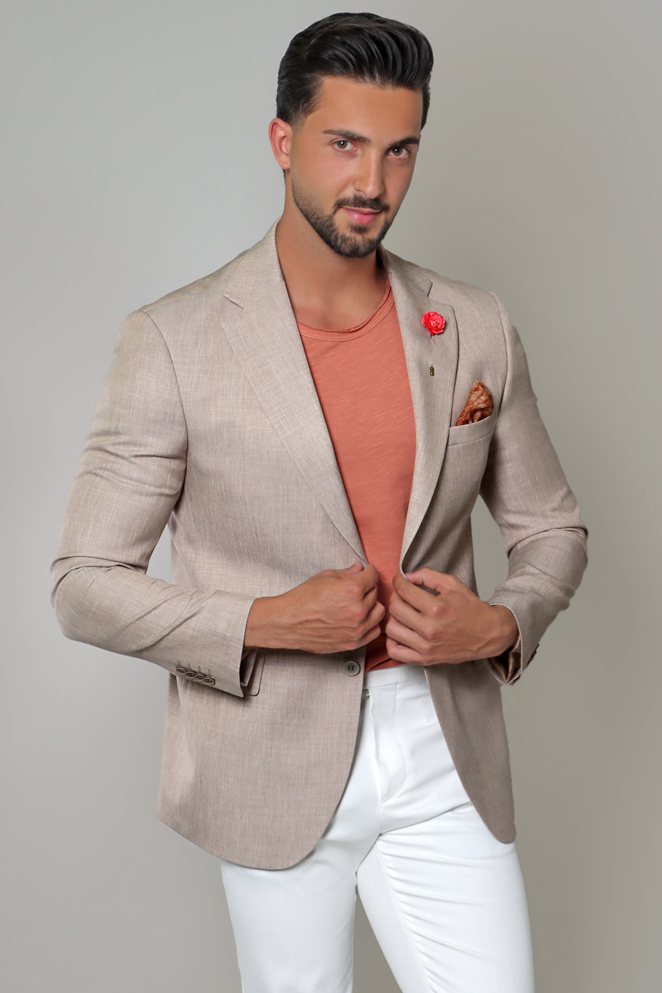 Classic Beige: Notch Lapel Fil-a-Fil Blazer