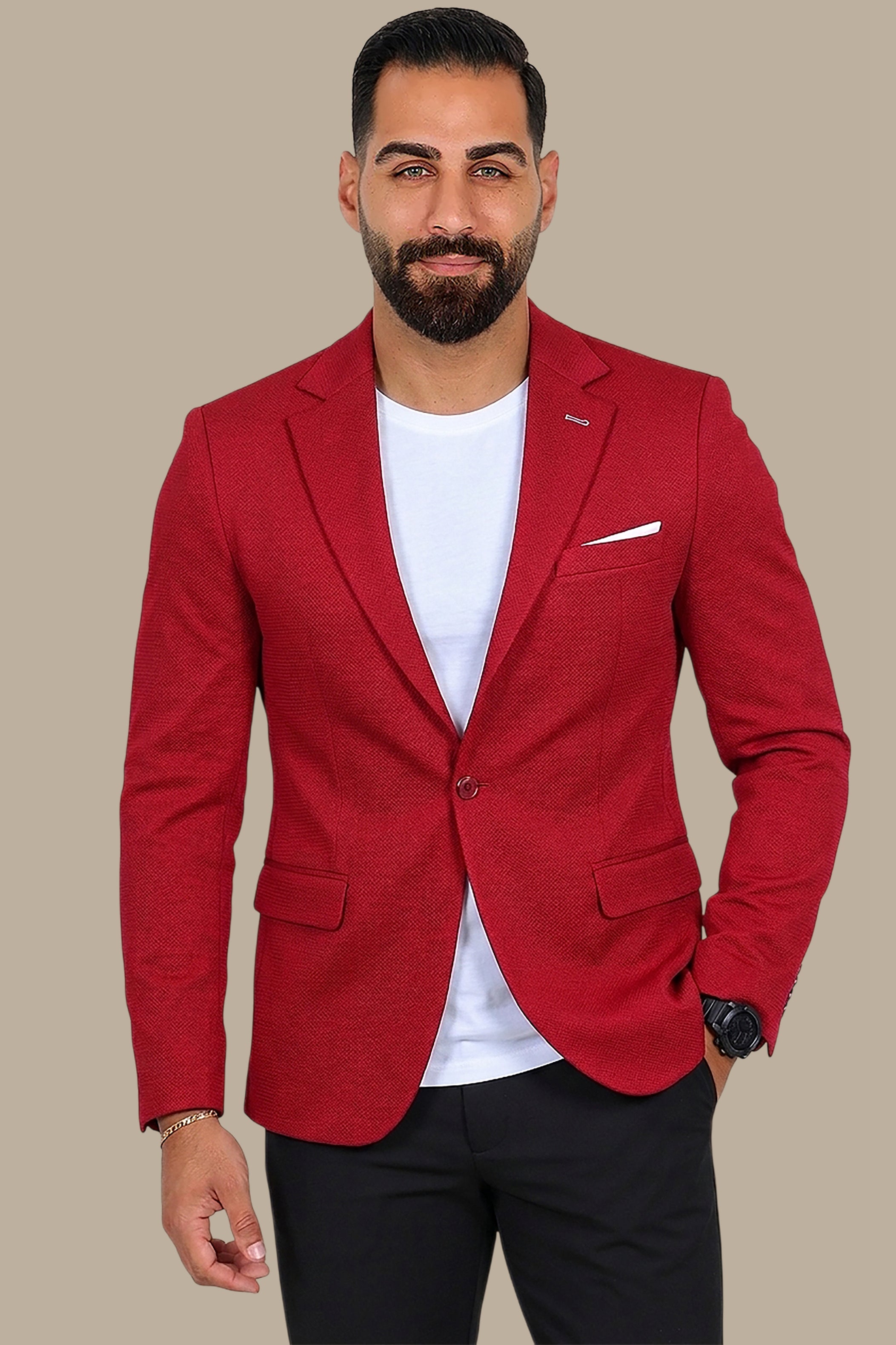 Red Notch Lapel Blazer: Bold & Structured