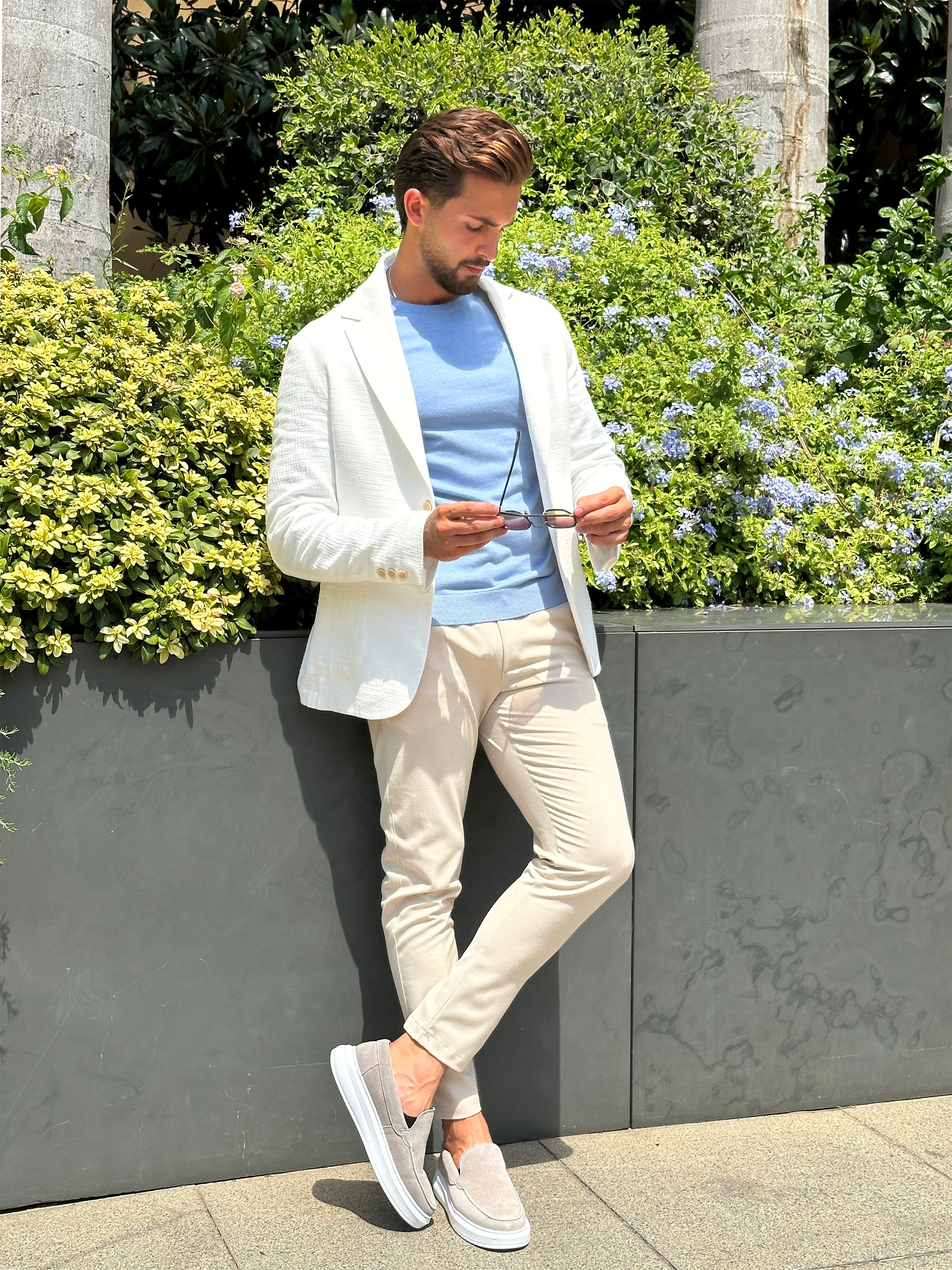White Linen Blazer with Notch Lapel