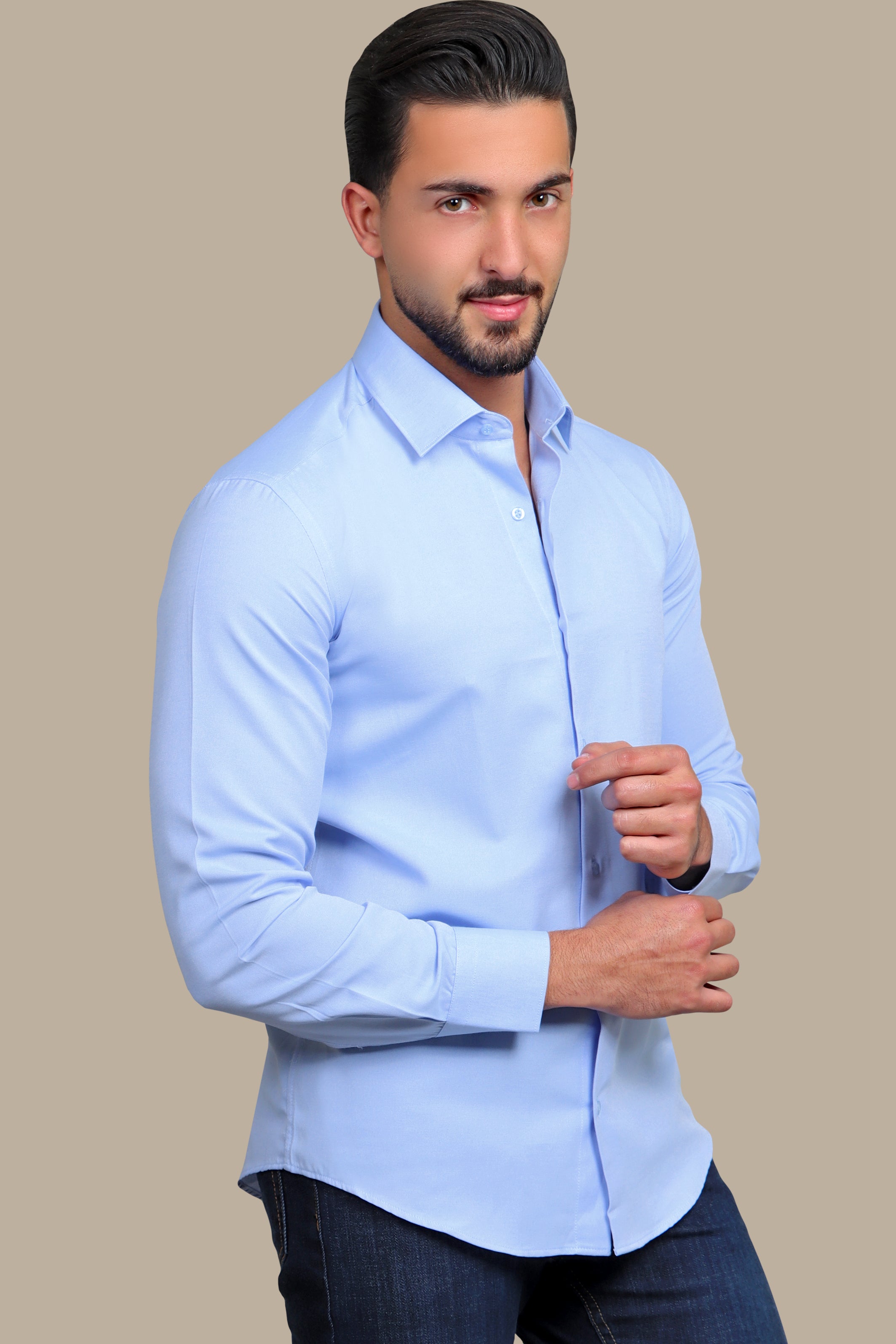 Blue Horizon: Chambray Slim Fit Shirt for Effortless Elegance