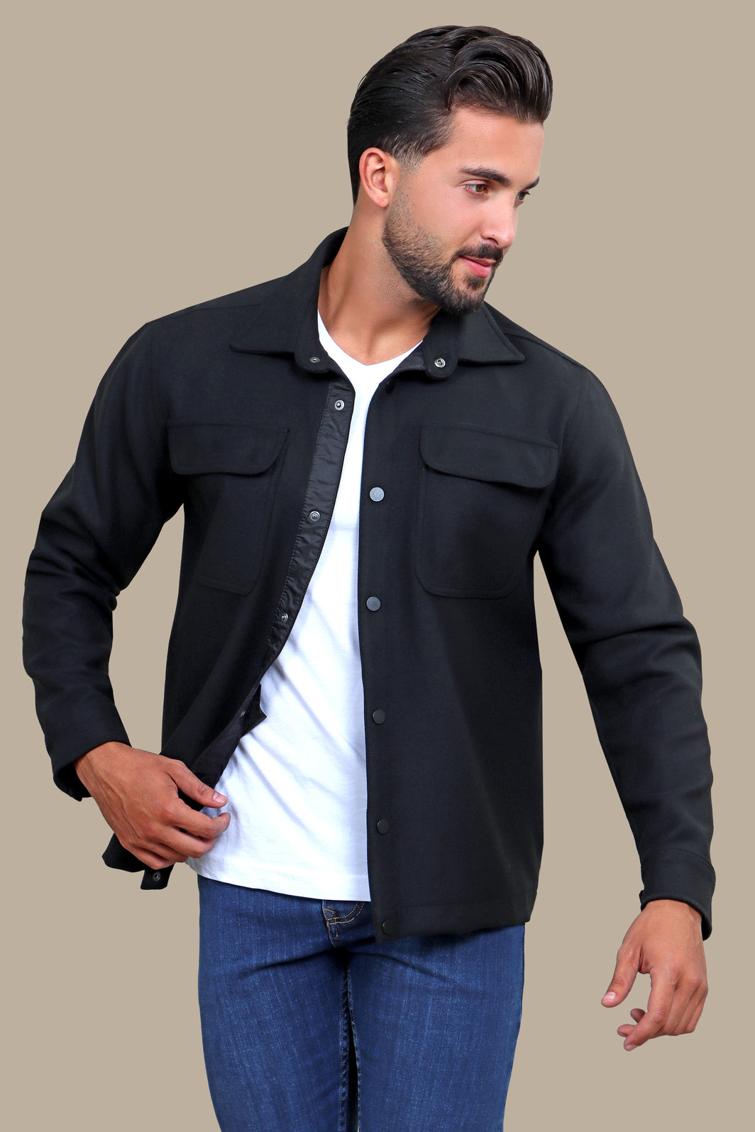 Black Jacket Comfort with Dual Flap Pockets: The Ultimate Style and Utility