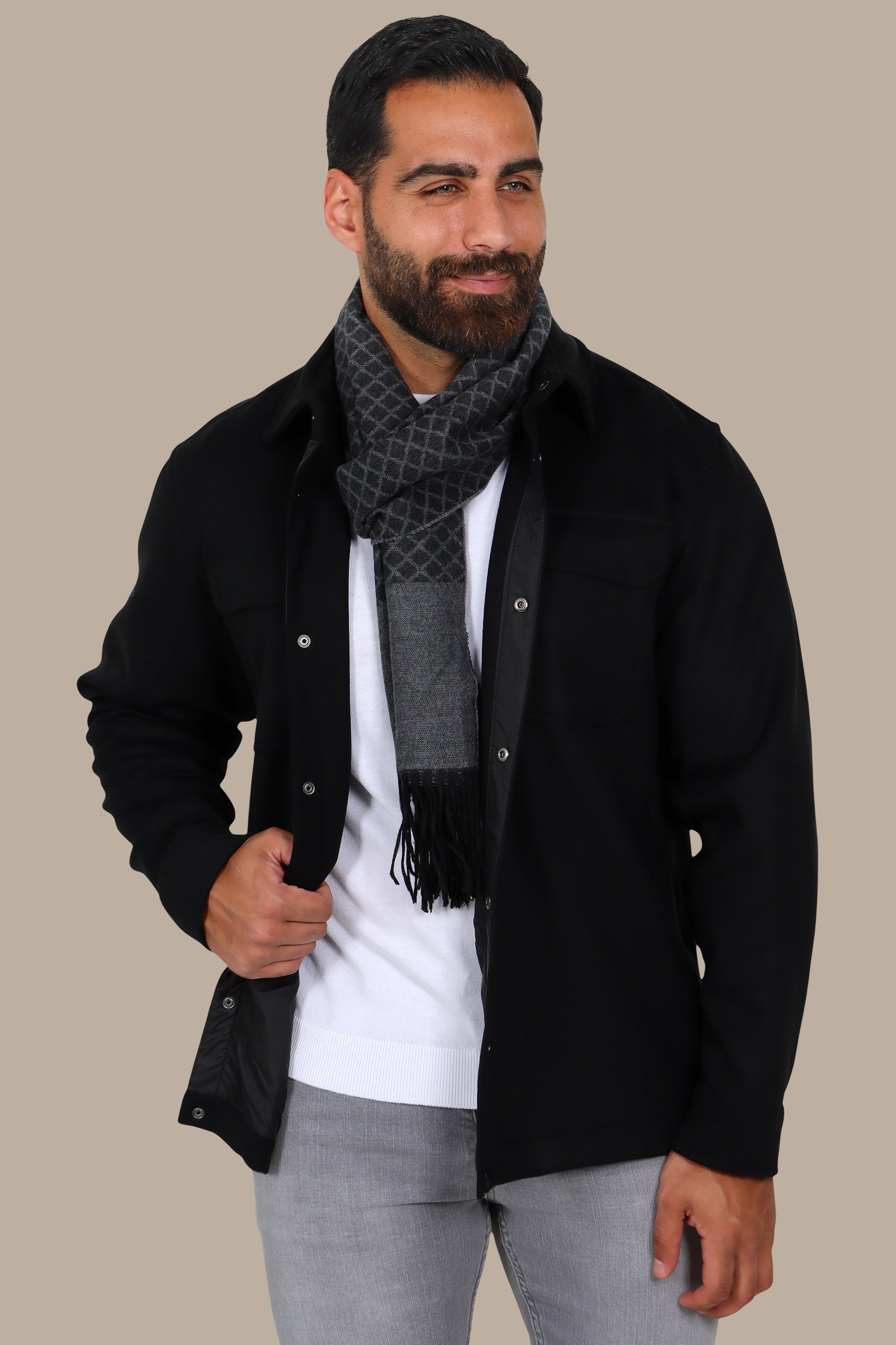 Black Jacket Comfort with Dual Flap Pockets: The Ultimate Style and Utility