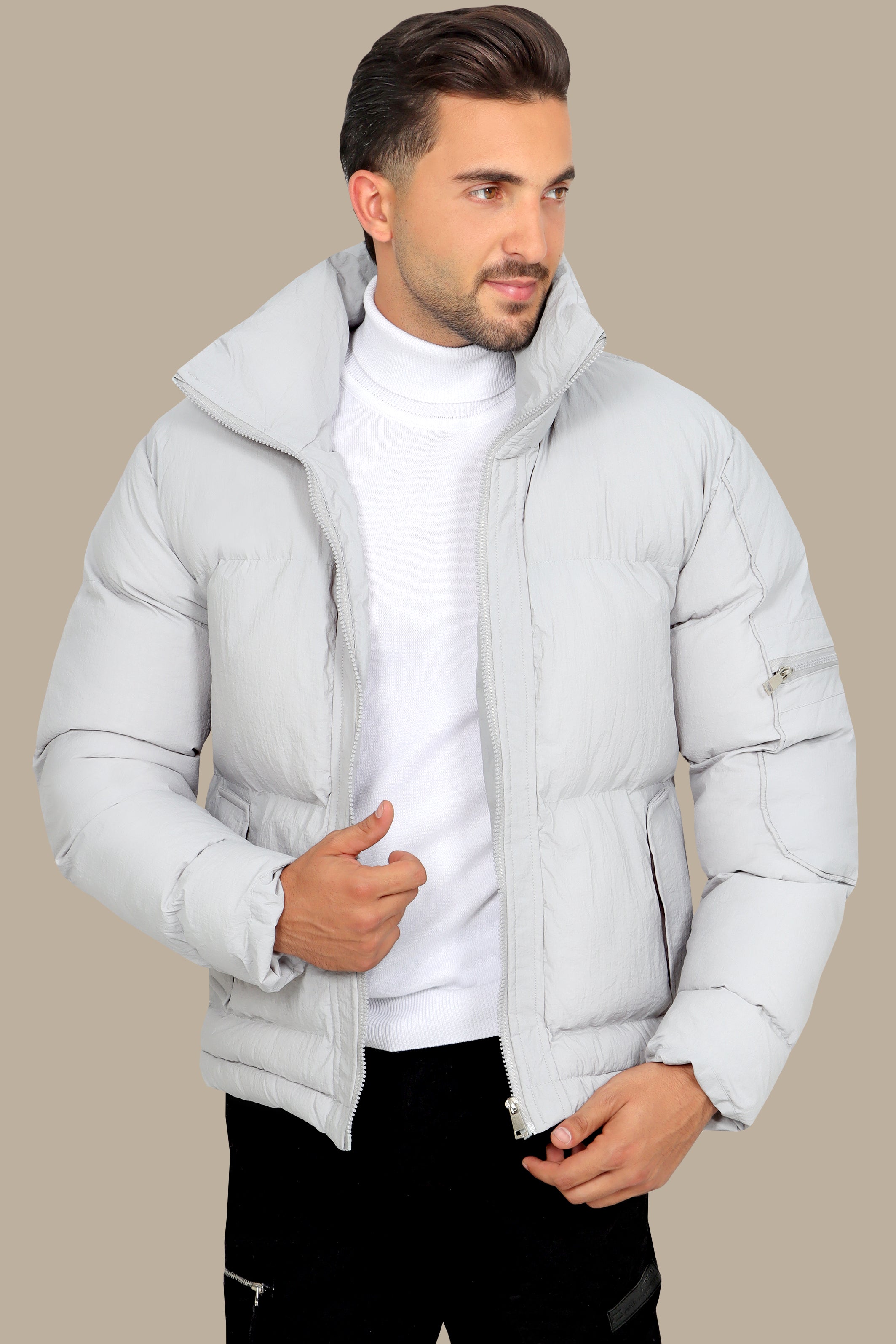 Plain Grey Puffer Jacket – Warm & Versatile