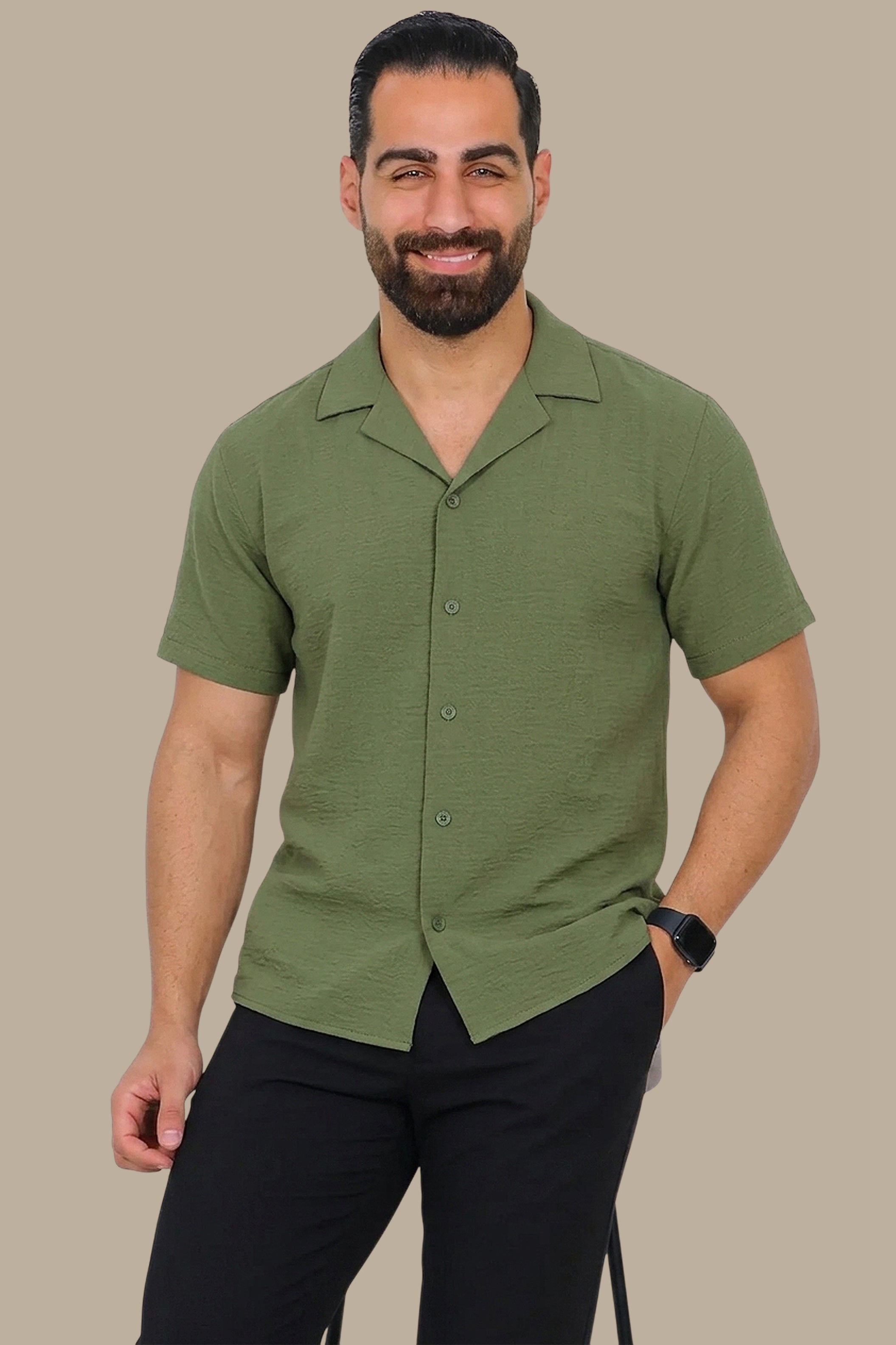 Effortless Comfort: Short-Sleeve Linen Aerobin Shirt in Green