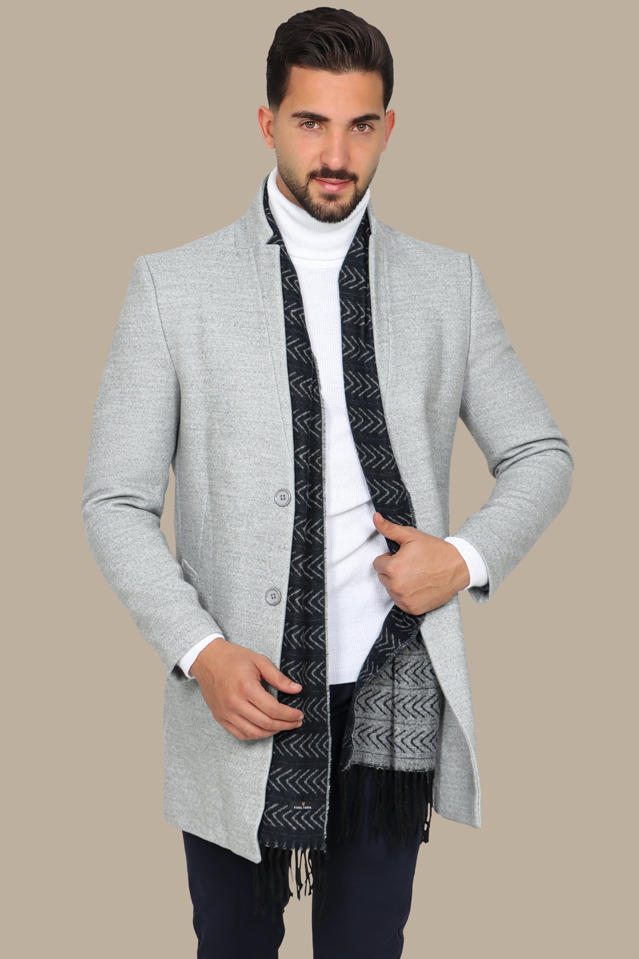 Light Gray Sophistication: The Classic Coat Col Mao in Subtle Elegance