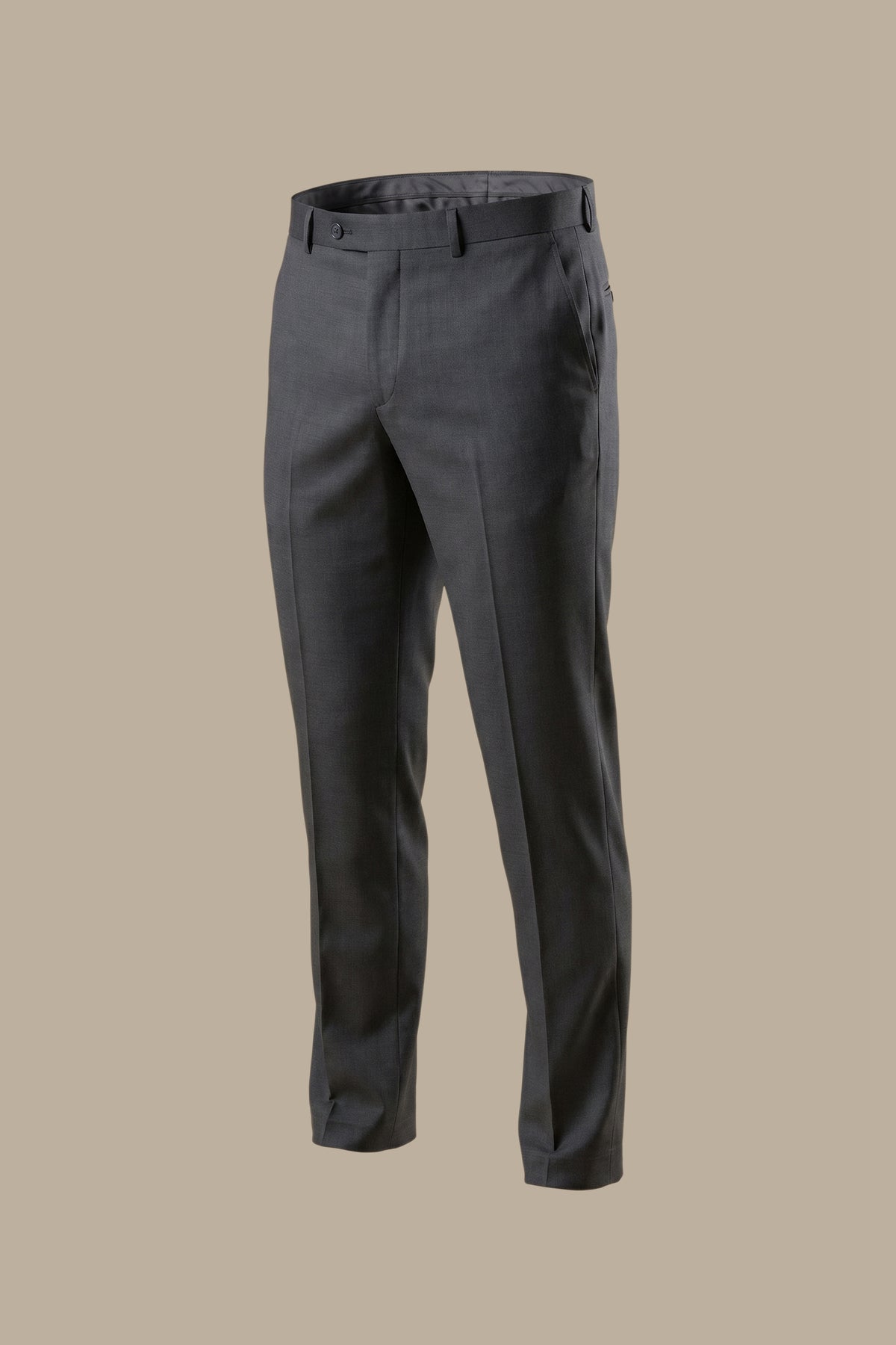 Tailored Elegance: The Perfect Pants Suit
