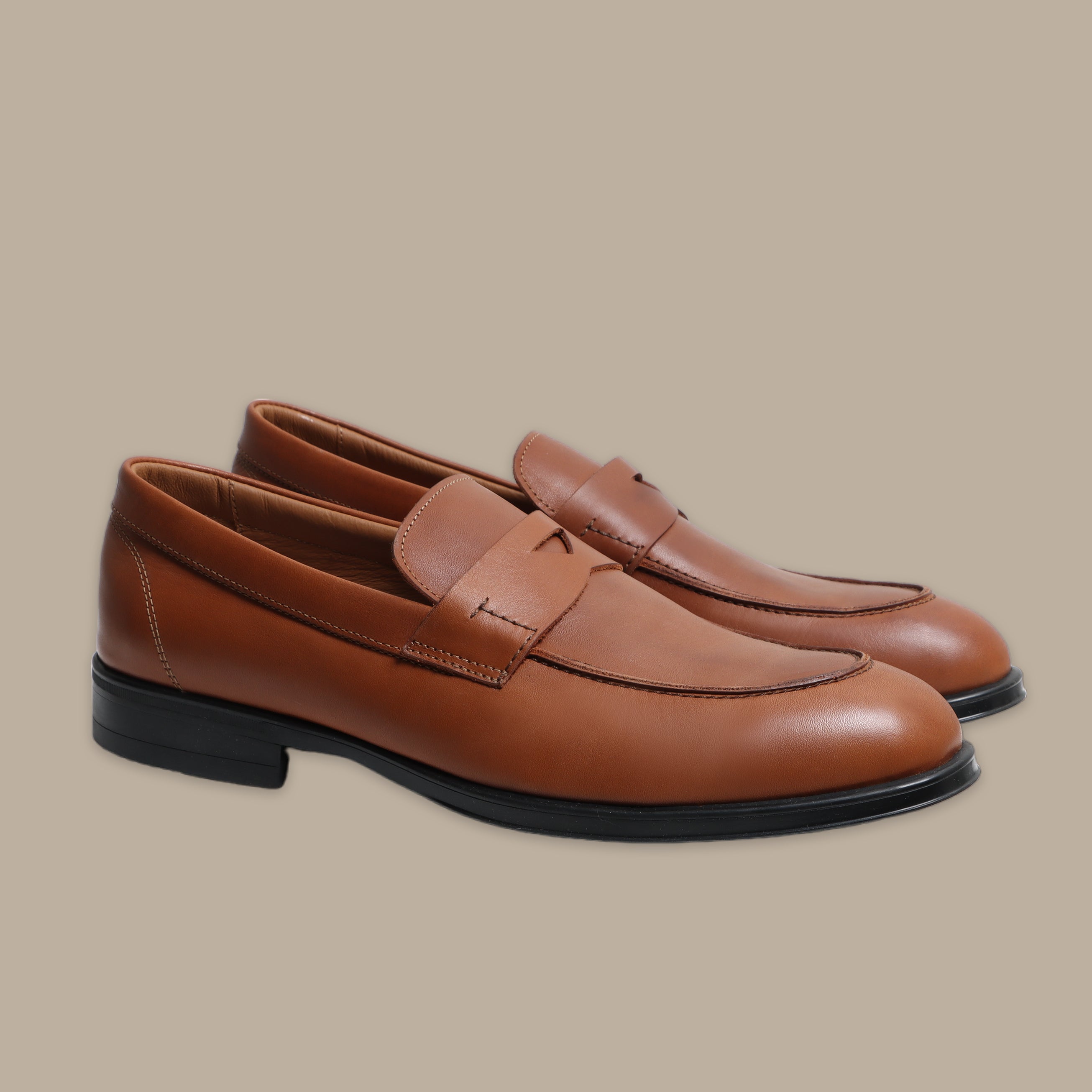 Effortless Elegance: Havan Slip-On Loafers