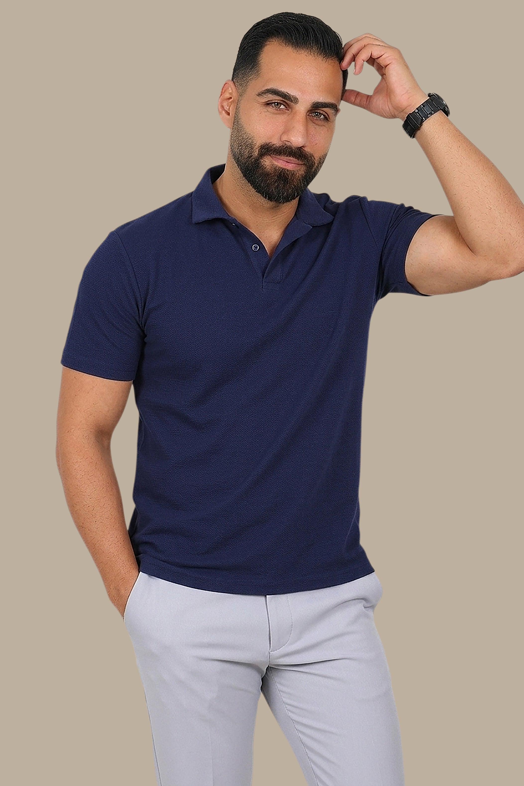 Polo Structure V-Neck in Navy
