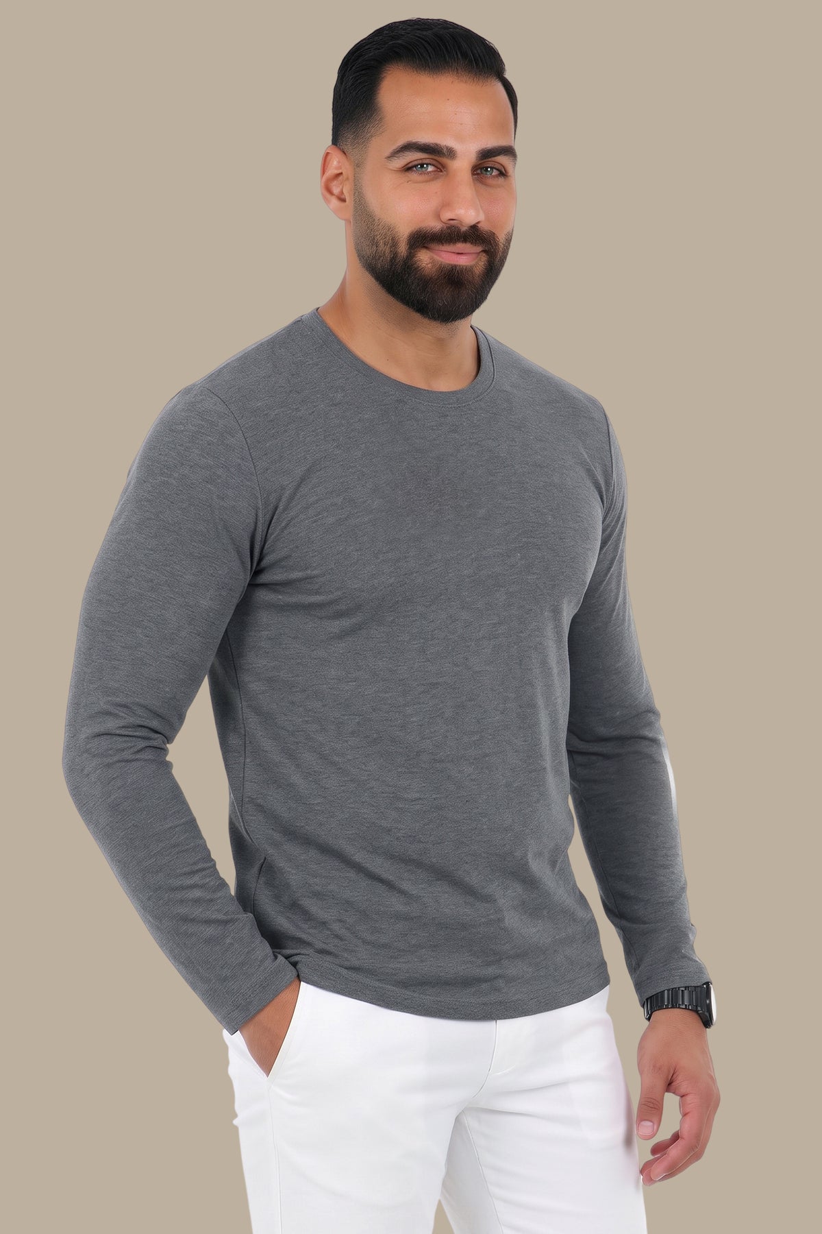 Essential Long Sleeve T-Shirt