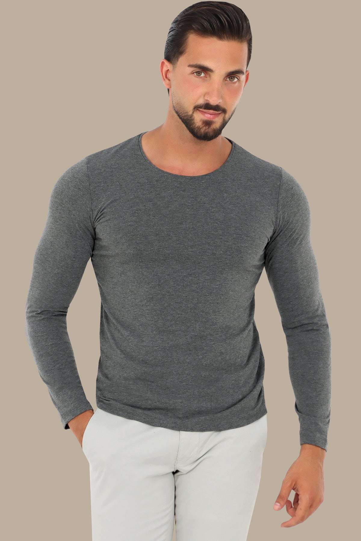Essential Long Sleeve T-Shirt