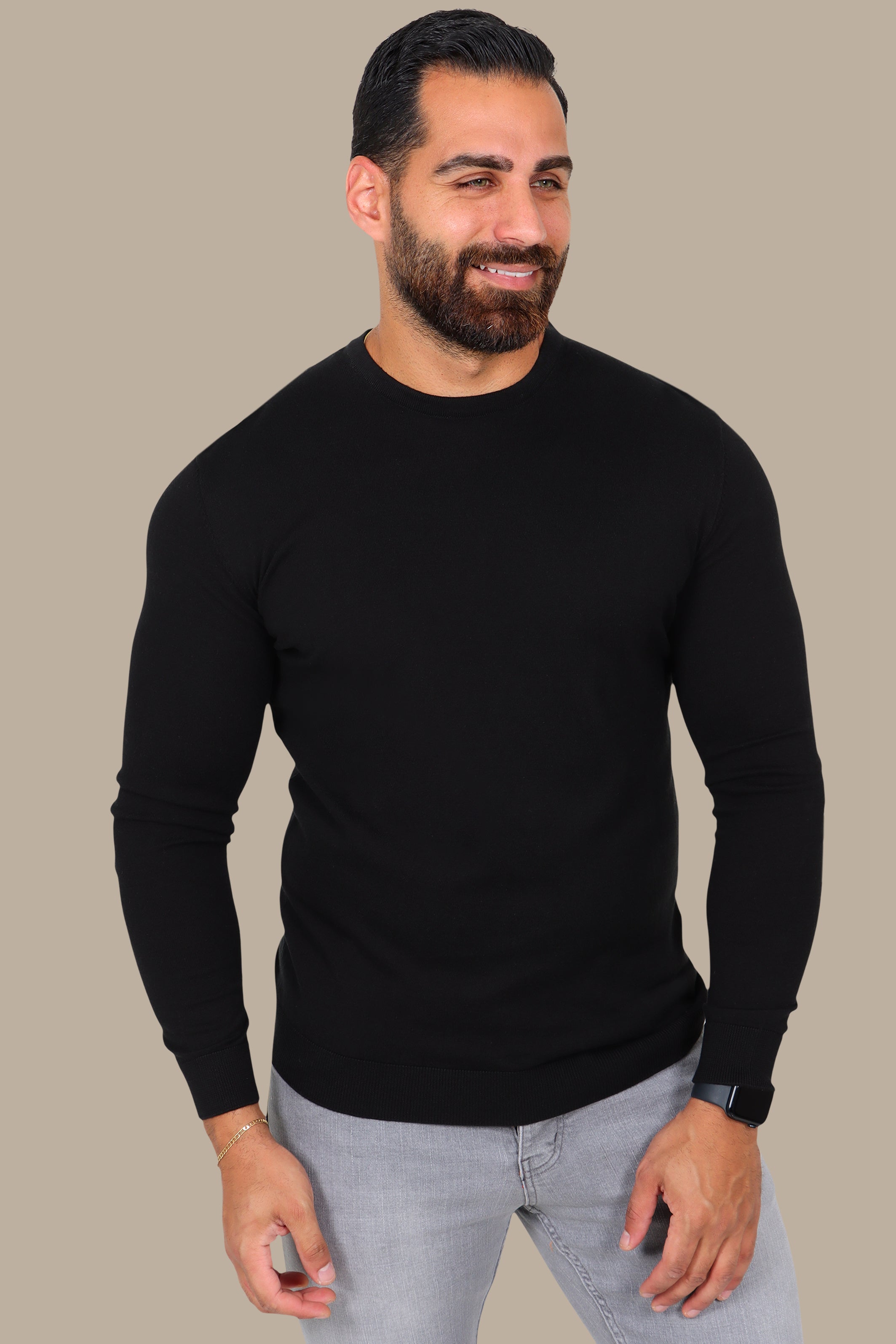 Black Classic: Round Neck Basic Sweater