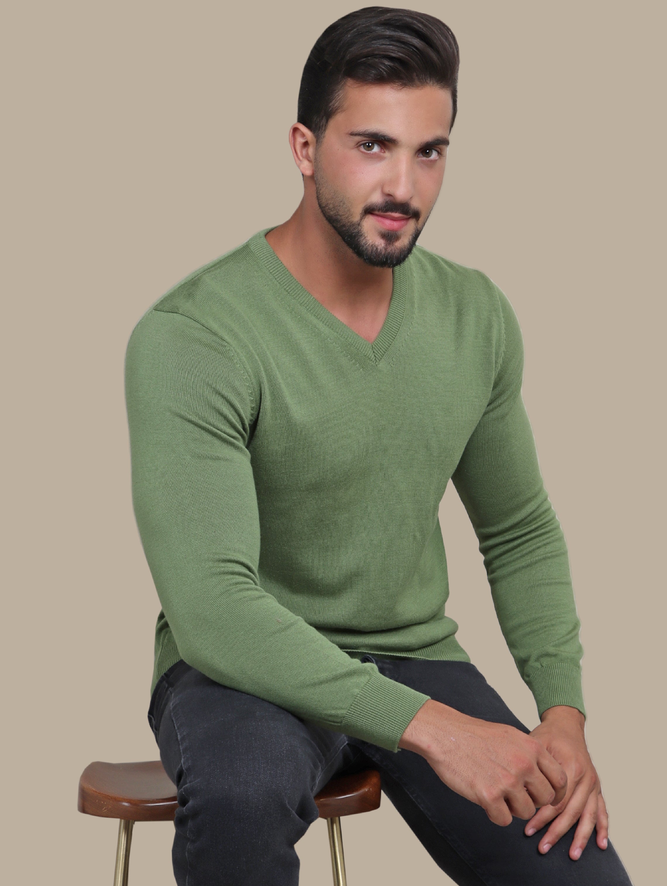 Green V-Neck Basic Sweater