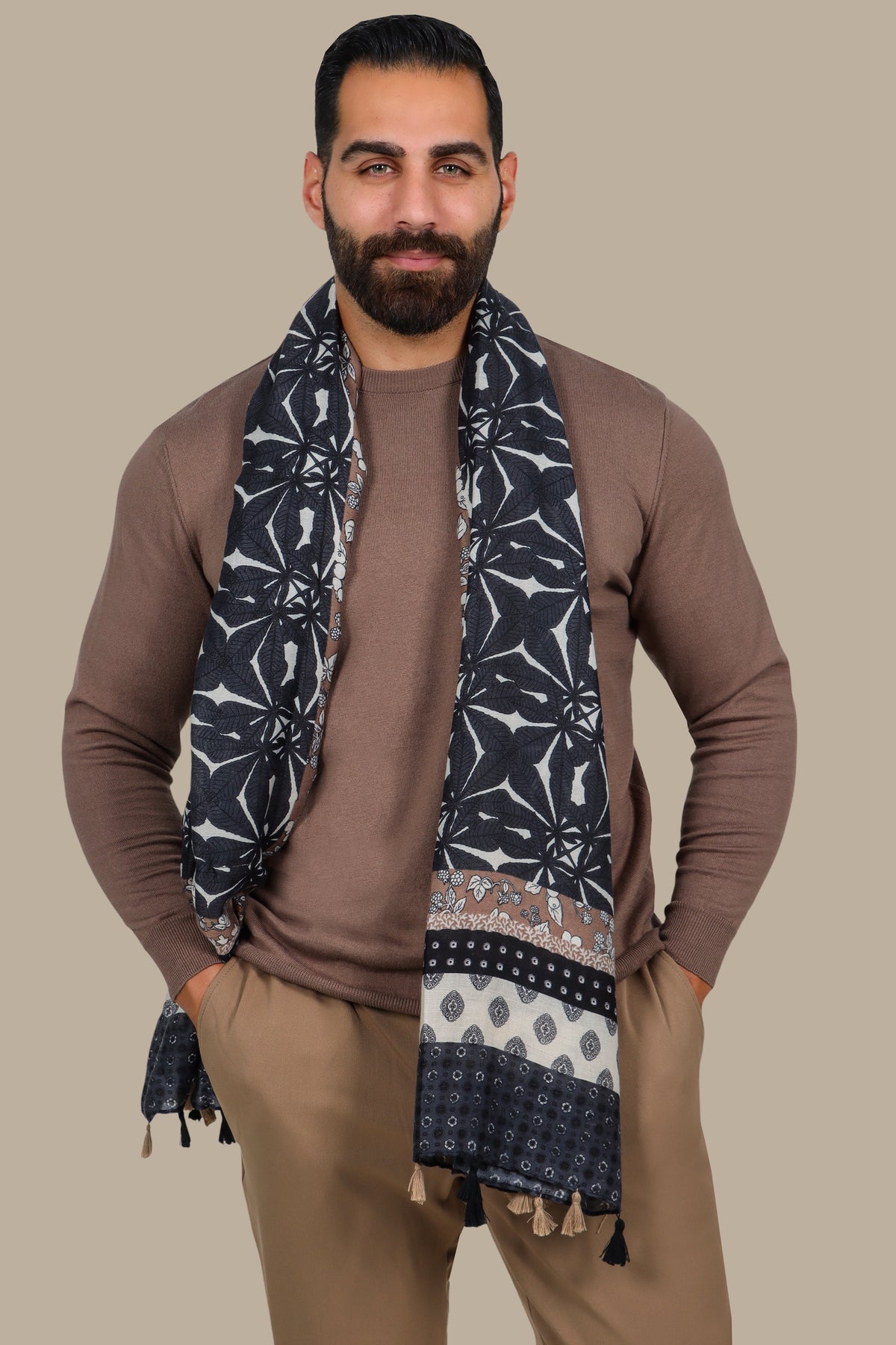 Sweater Basic Round Neck Light Brown