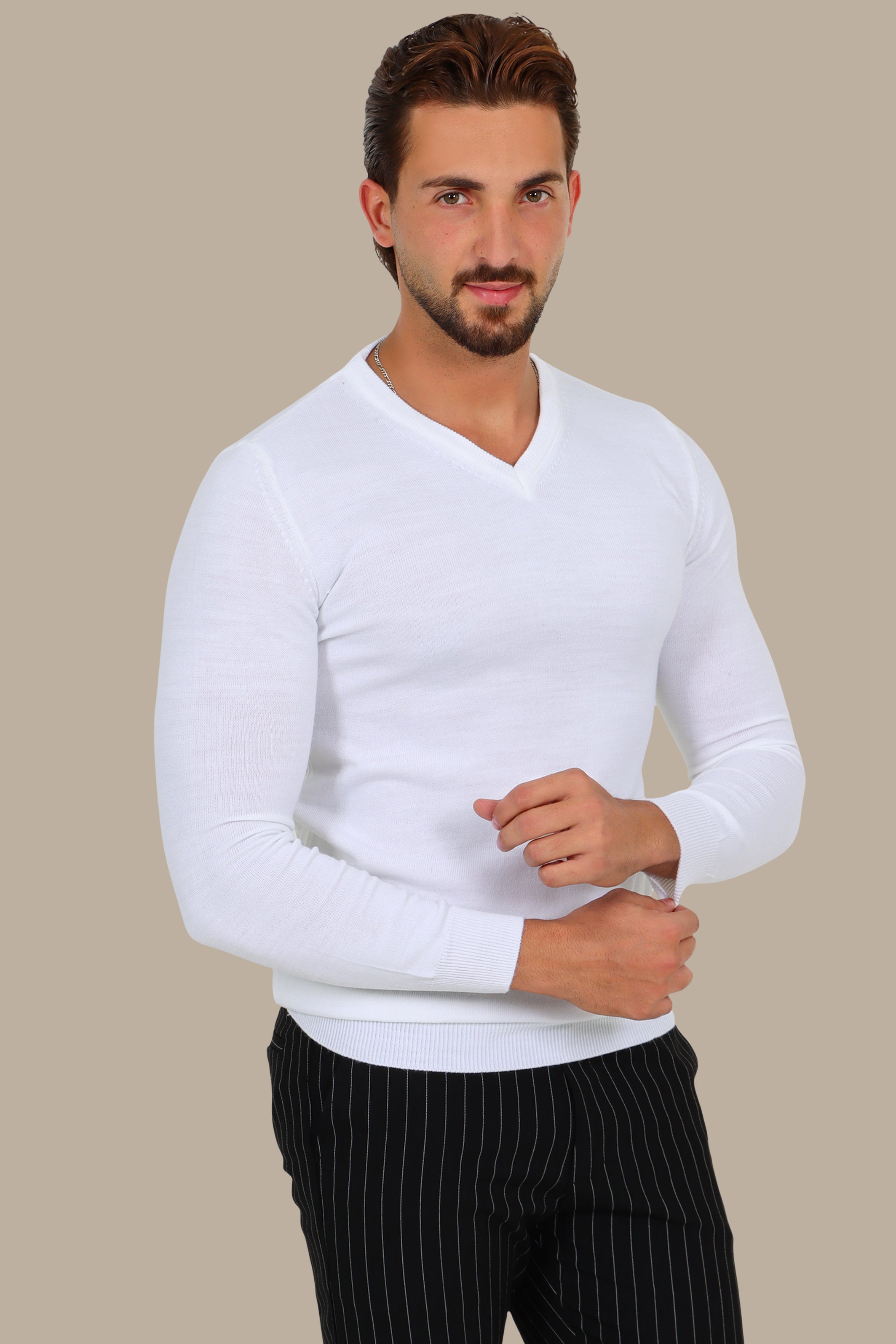 V-Neck Sweater Basic White