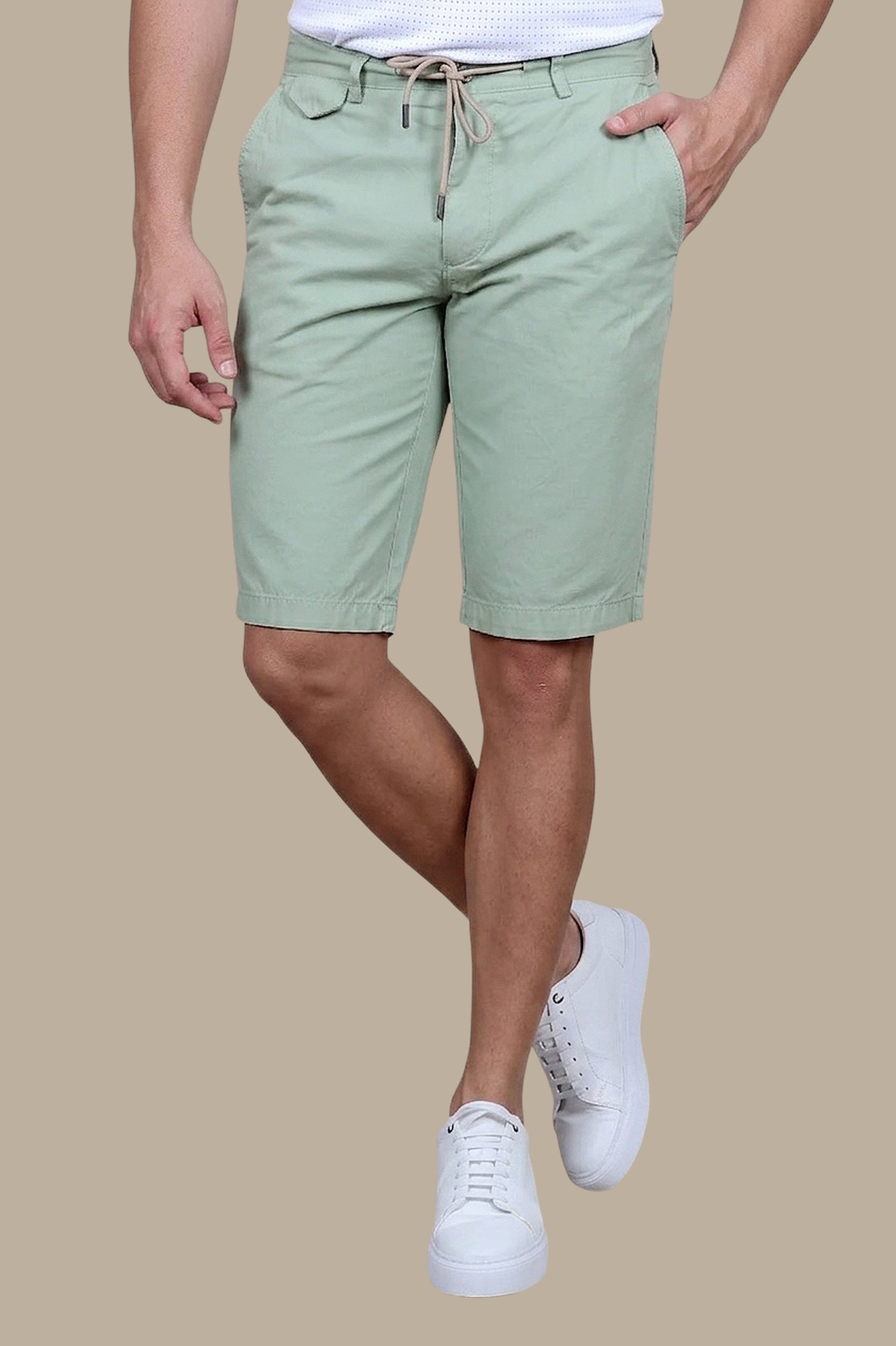 Light Olive Comfort: Short Tencel with Elastic Band