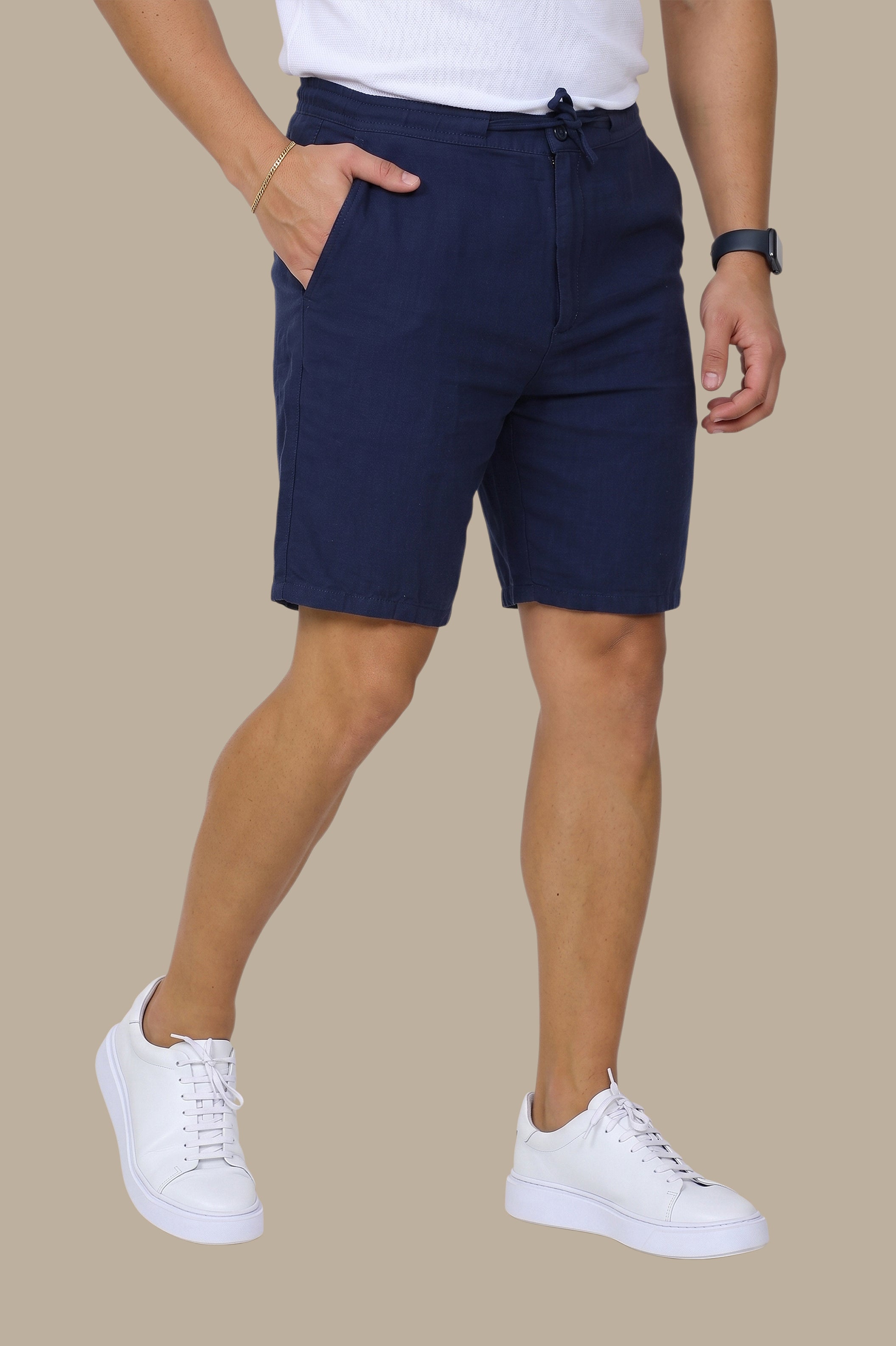 Nautical Elegance: Short Linen Basic Navy