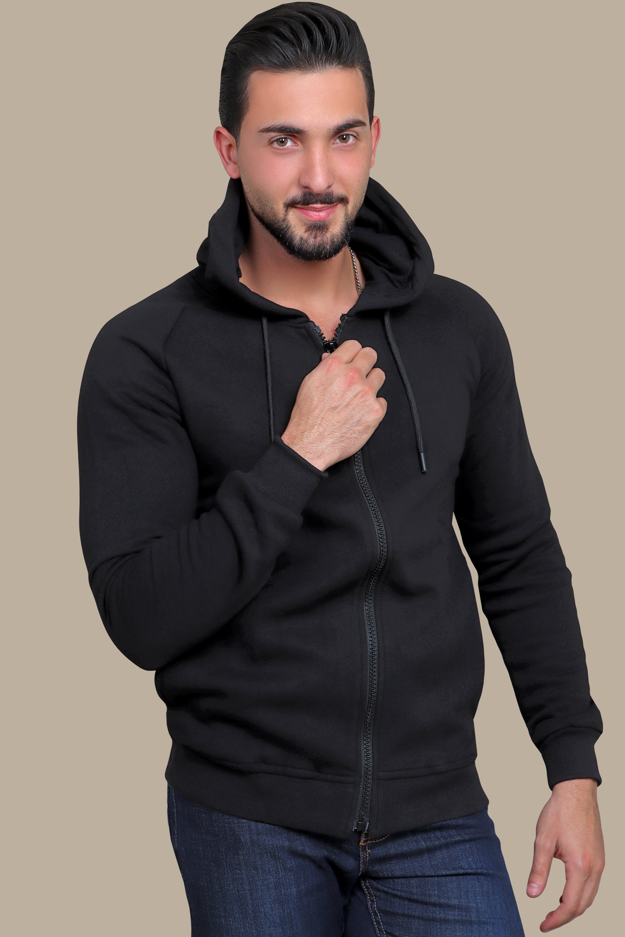 Urban Comfort: Black Hooded Fleece Sweatshirt