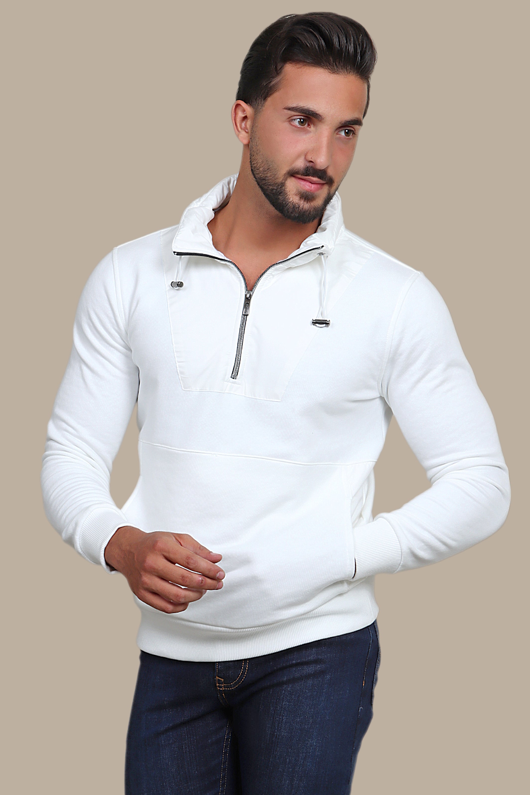 Modern Edge: White Half-Zipper Sweatshirt with Mixed Fabric