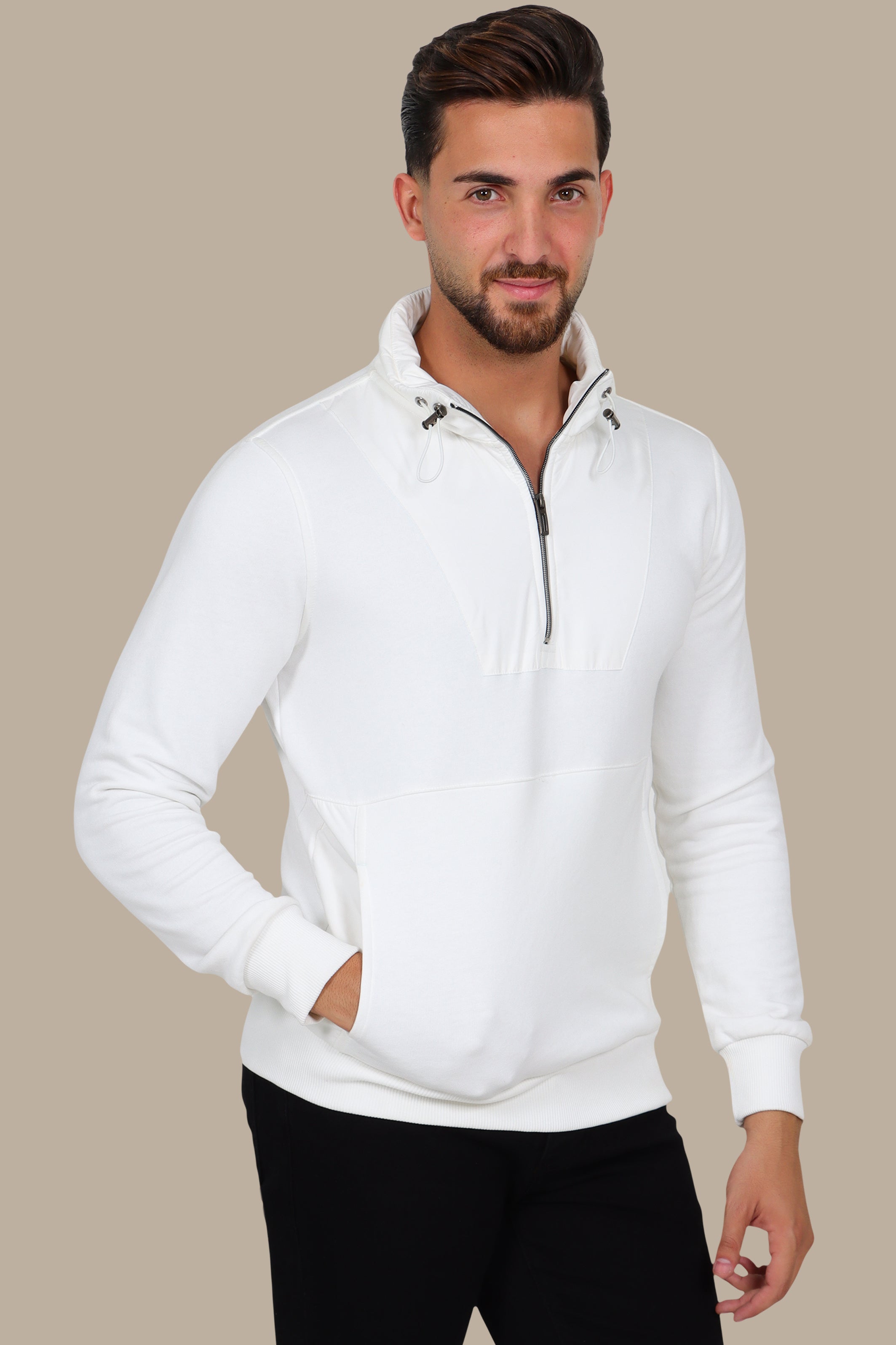 Modern Edge: White Half-Zipper Sweatshirt with Mixed Fabric