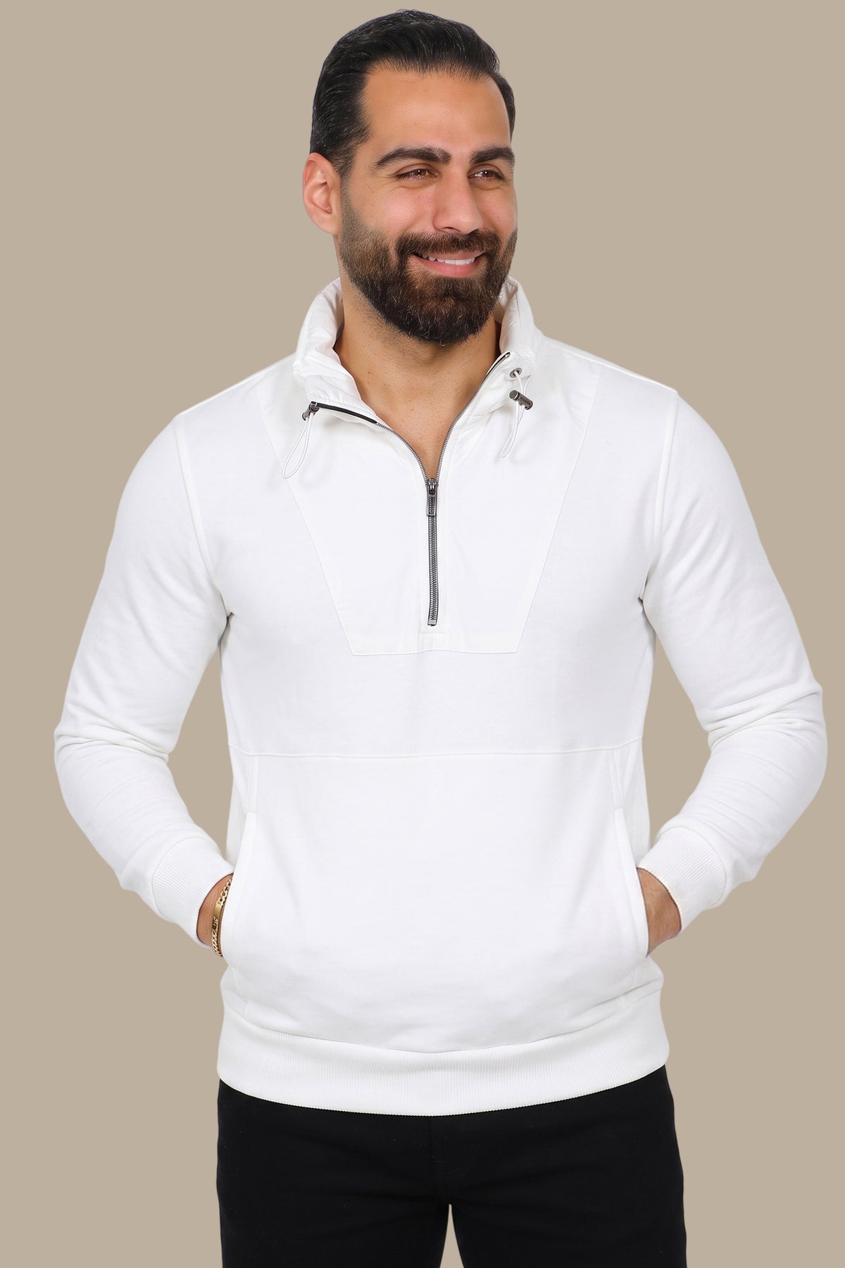Modern Edge: White Half-Zipper Sweatshirt with Mixed Fabric