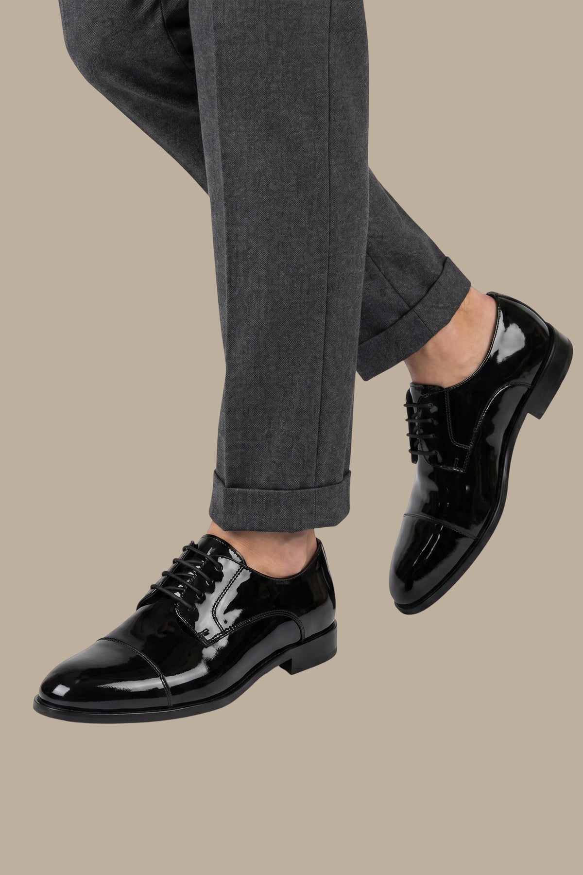 Black Shiny Oxford Tuxedo Shoes with Stitch Detail