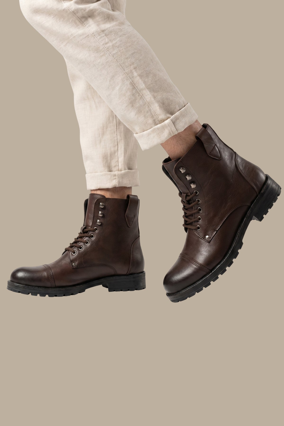 Brown Classic Lace-Up Boots