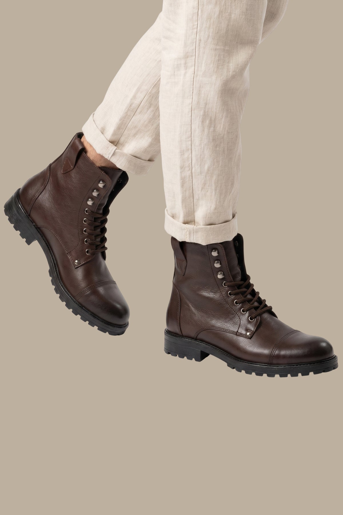 Brown Classic Lace-Up Boots