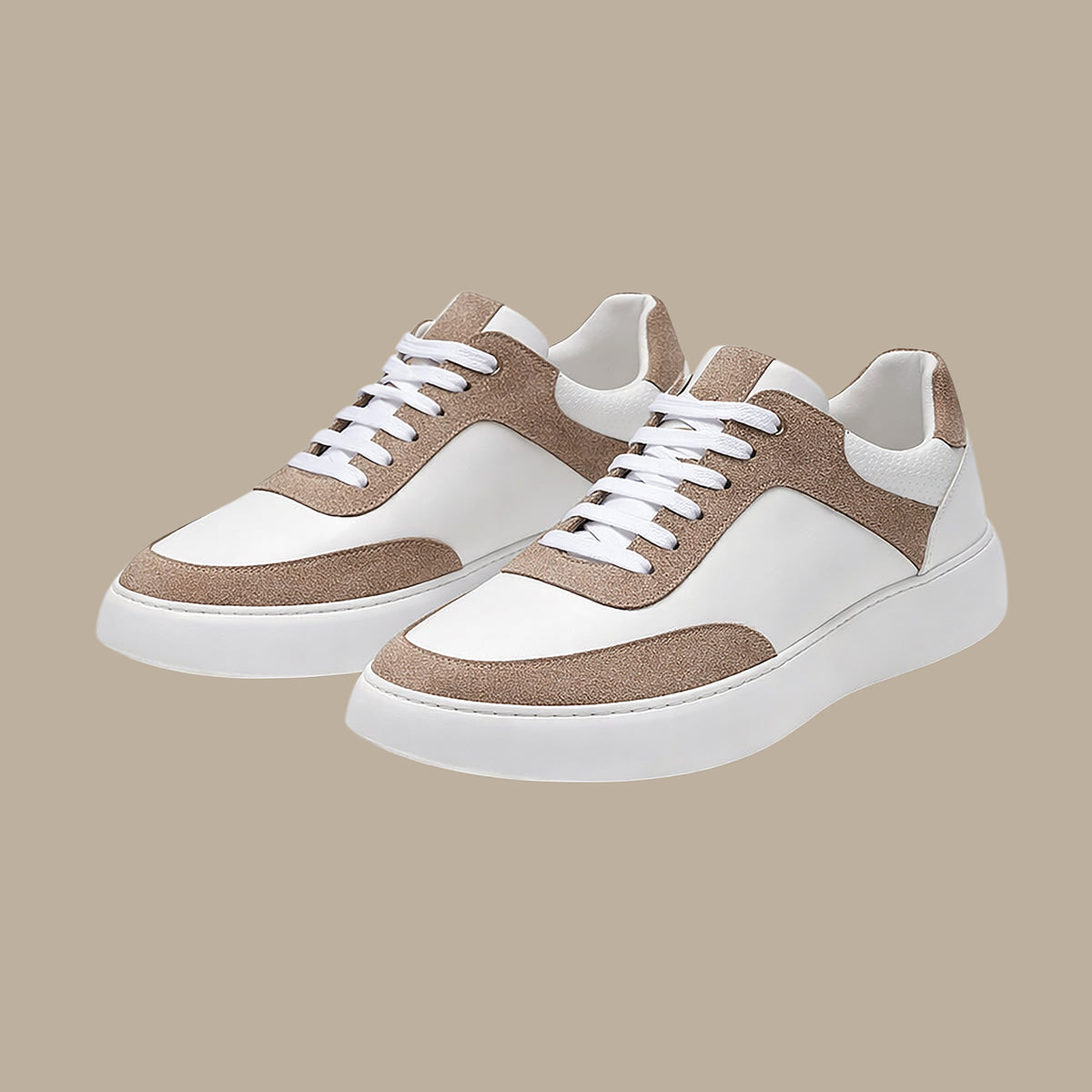 Retro Leather Trainers in Havane White