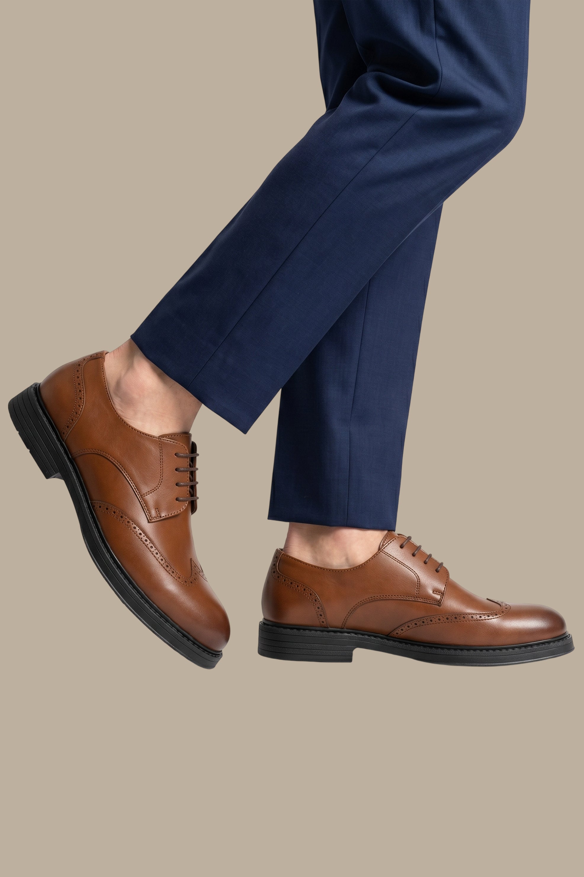 Smart English in Havane Leather