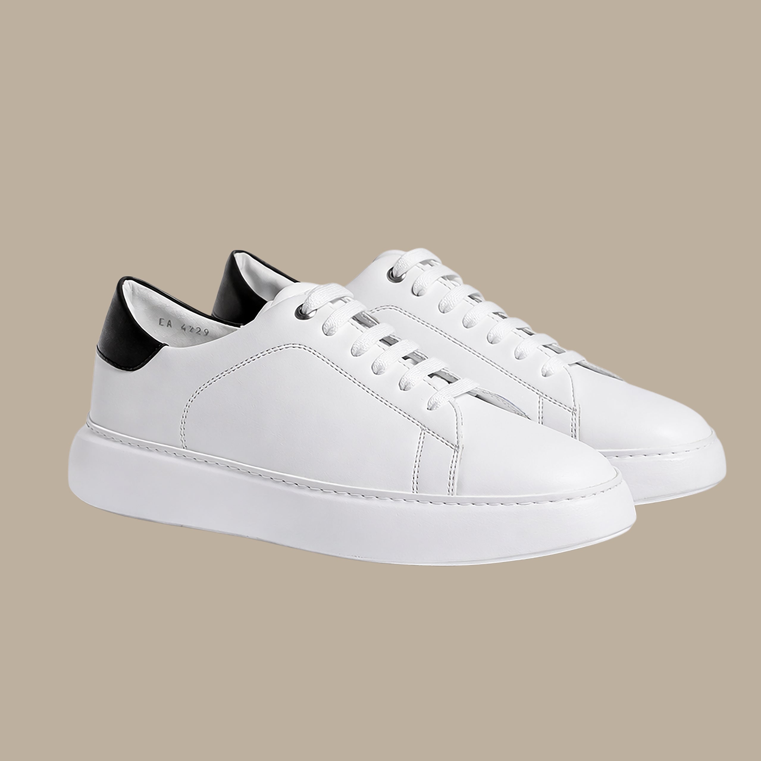 Alexander Basic Sneakers with Black Heel