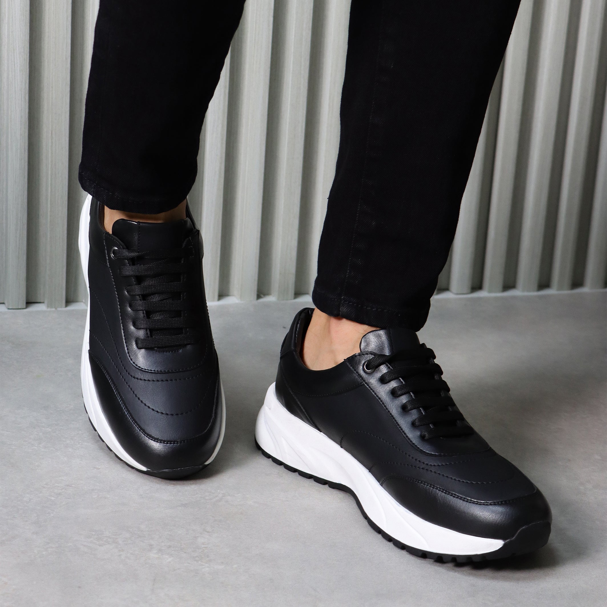 Lace-Up Leather Sneakers – Black