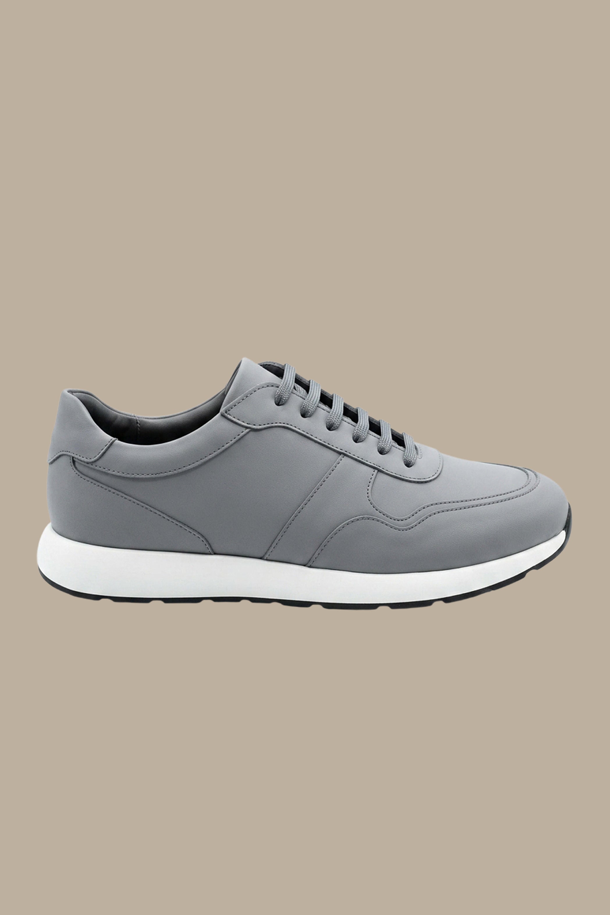 Low-Cut Nubuck Casual Trainer