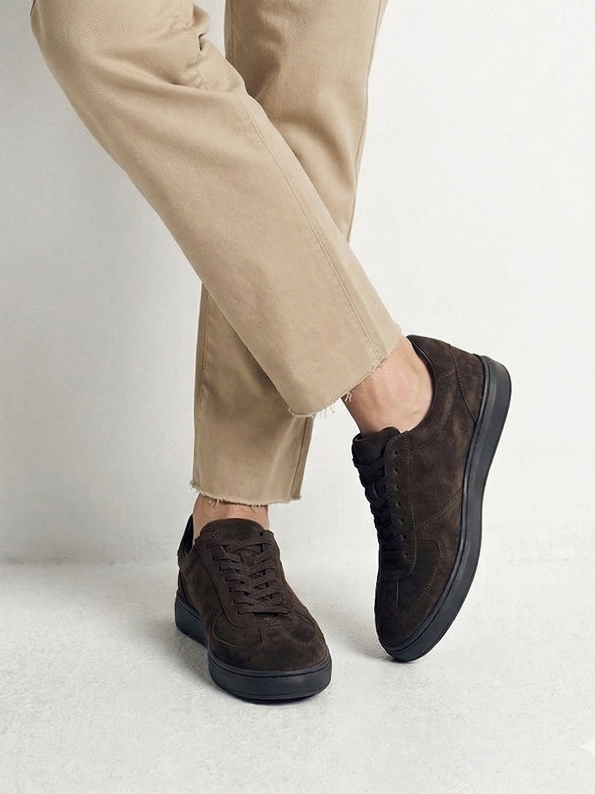 Retro Suede Trainer – Brown