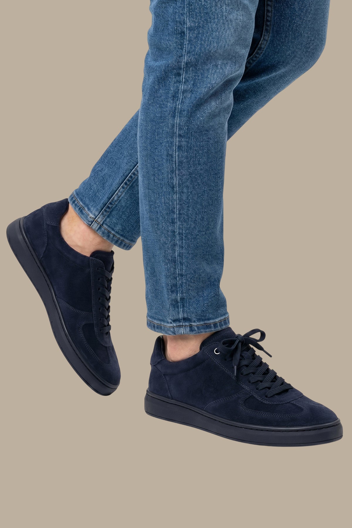 Retro Suede Trainer