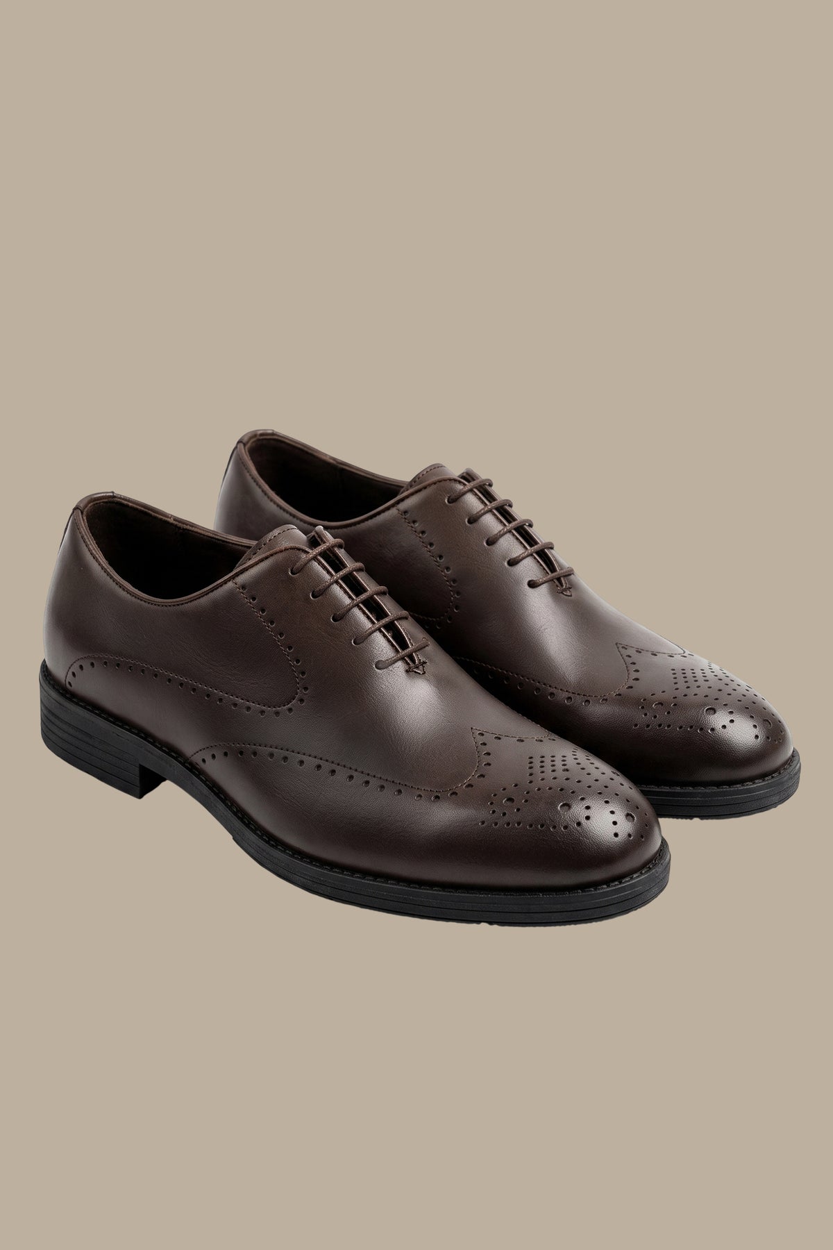 Classic Leather Wingtip Oxford Shoes