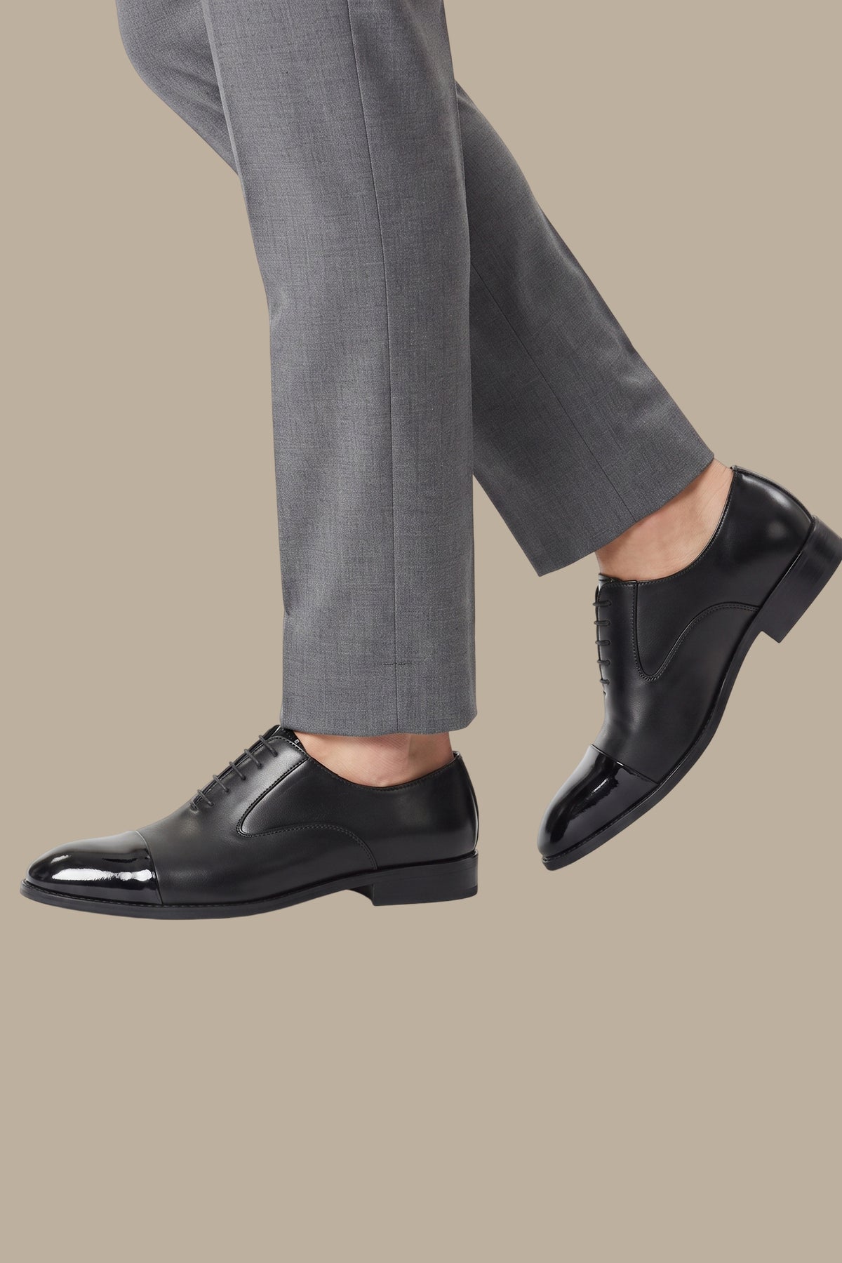 Classic Leather Wingtip Oxford Shoes