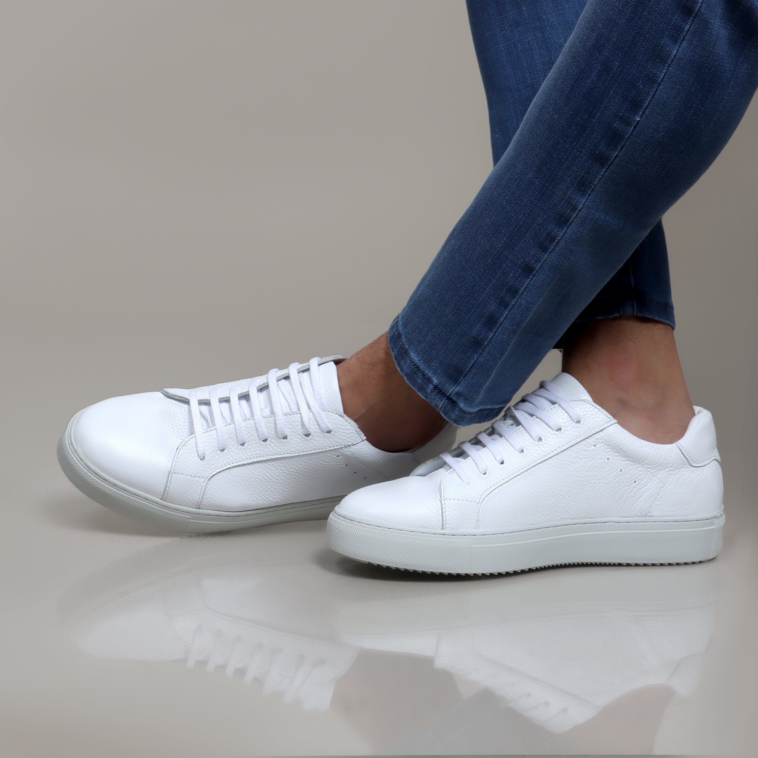 White Basic Structure Sneakers