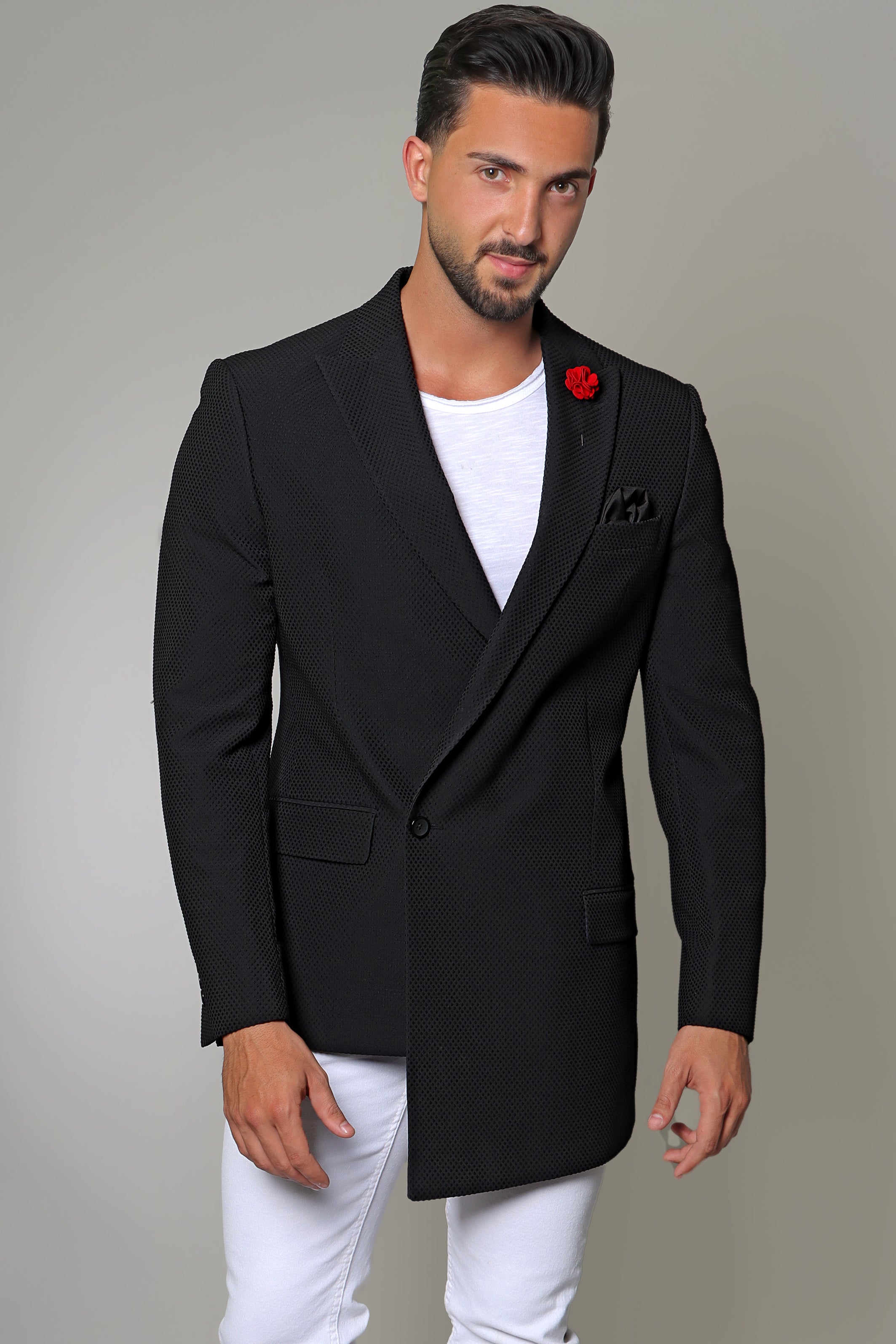 Architectural Elegance: FV Structured Symmetric Blazer