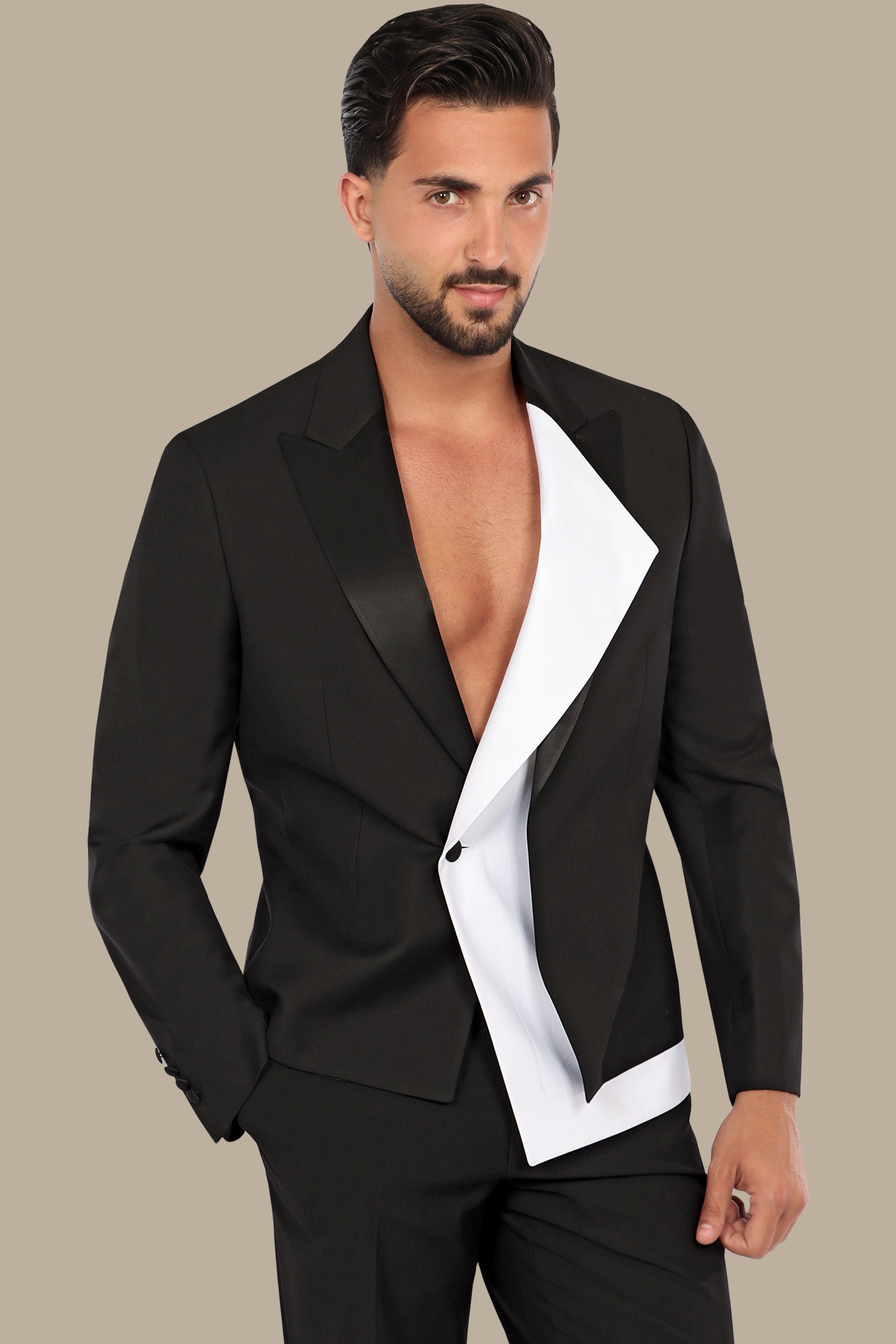 Black Majesty: Tuxedo FV with Double Layer and Crisp White Collar