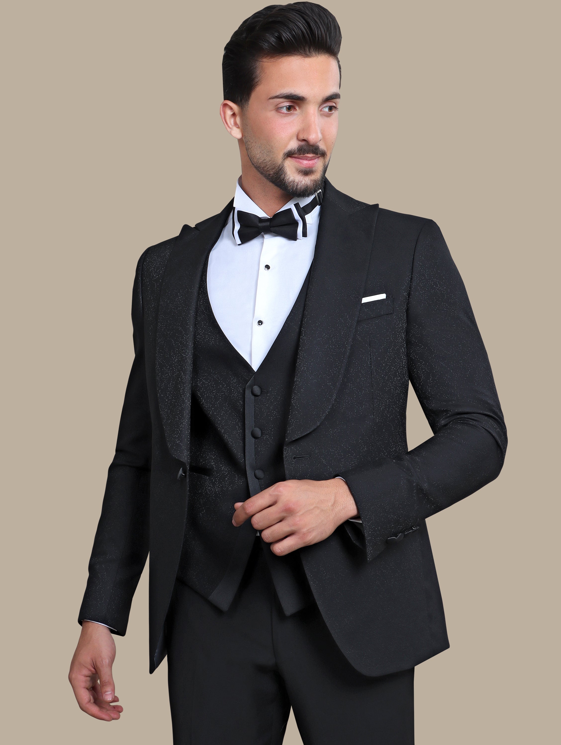 Timeless Elegance: Black Tuxedo FV 3-Piece Set with Peak Lape