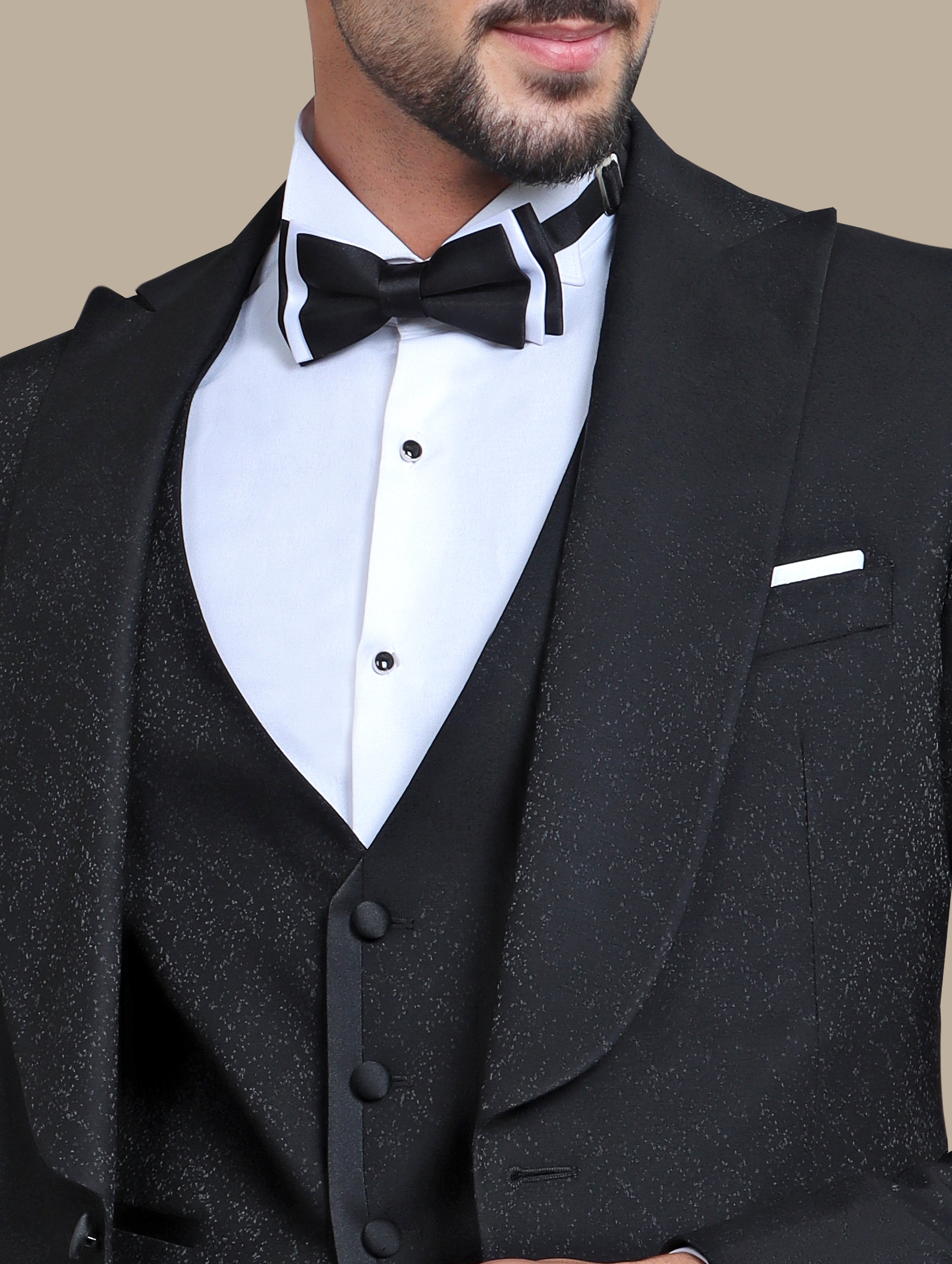 Timeless Elegance: Black Tuxedo FV 3-Piece Set with Peak Lape