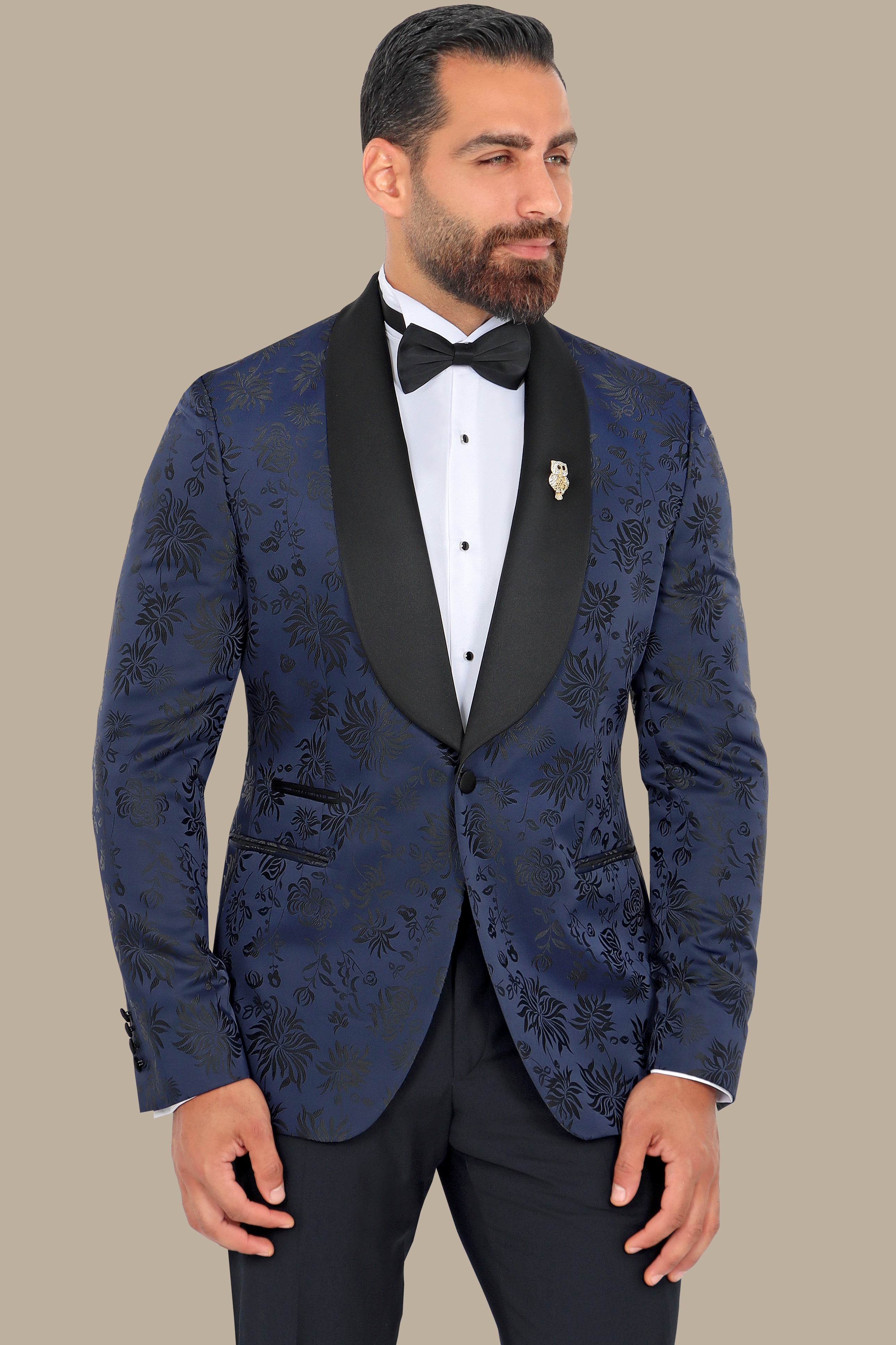 Navy Bloom: FV Tuxedo with Wide Col Chale Floral Print