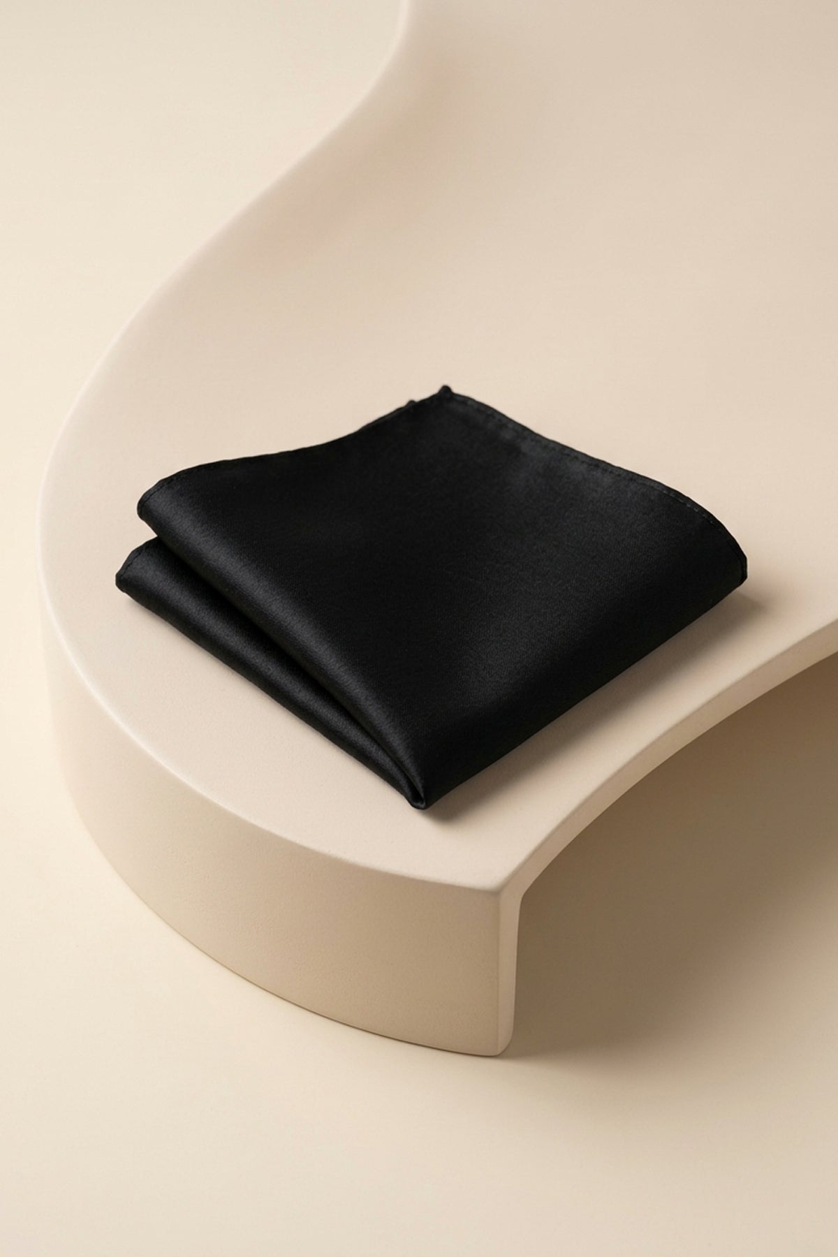 Black Structured Plain Pocket Square