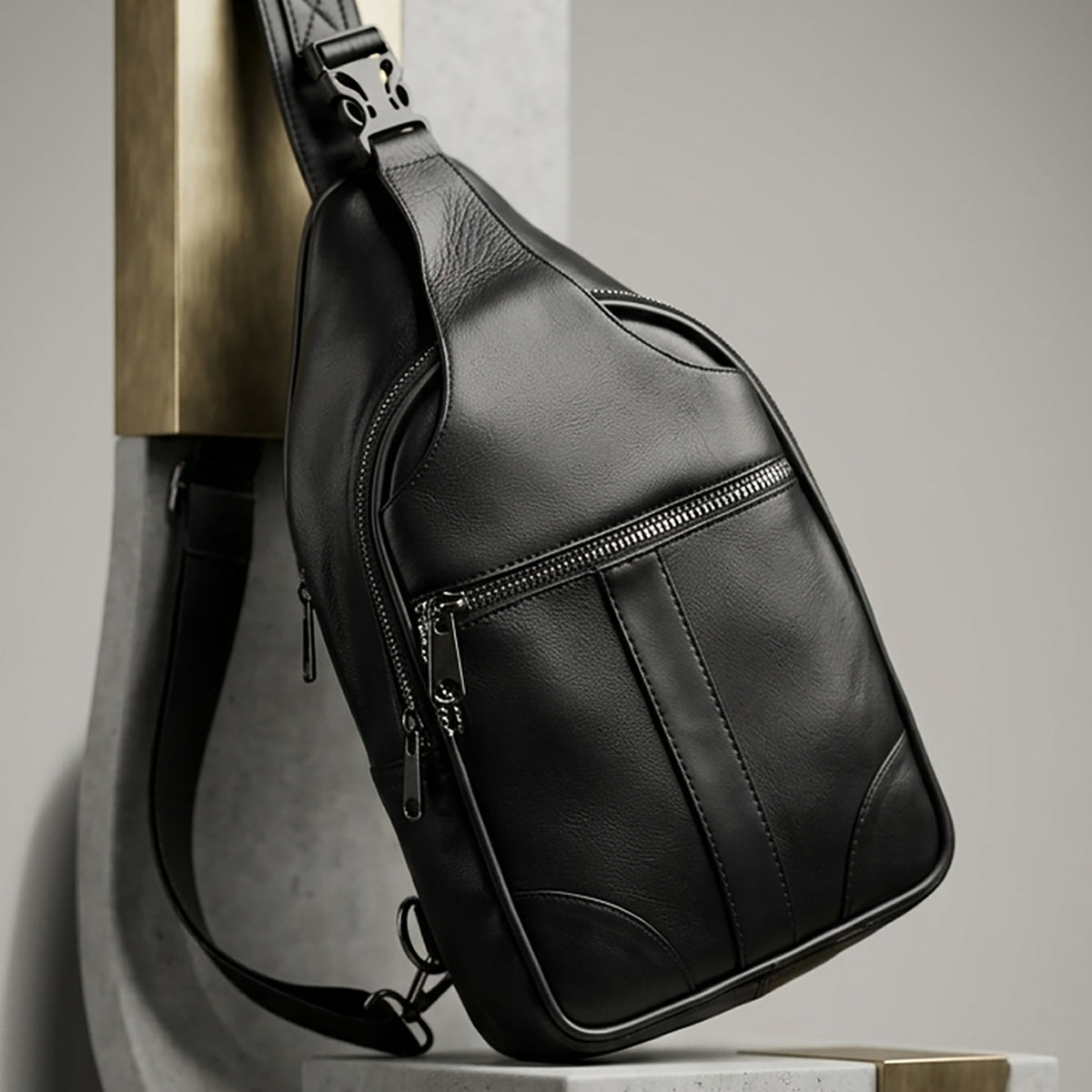Black Elegance: Curved Leather Crossbody Chic