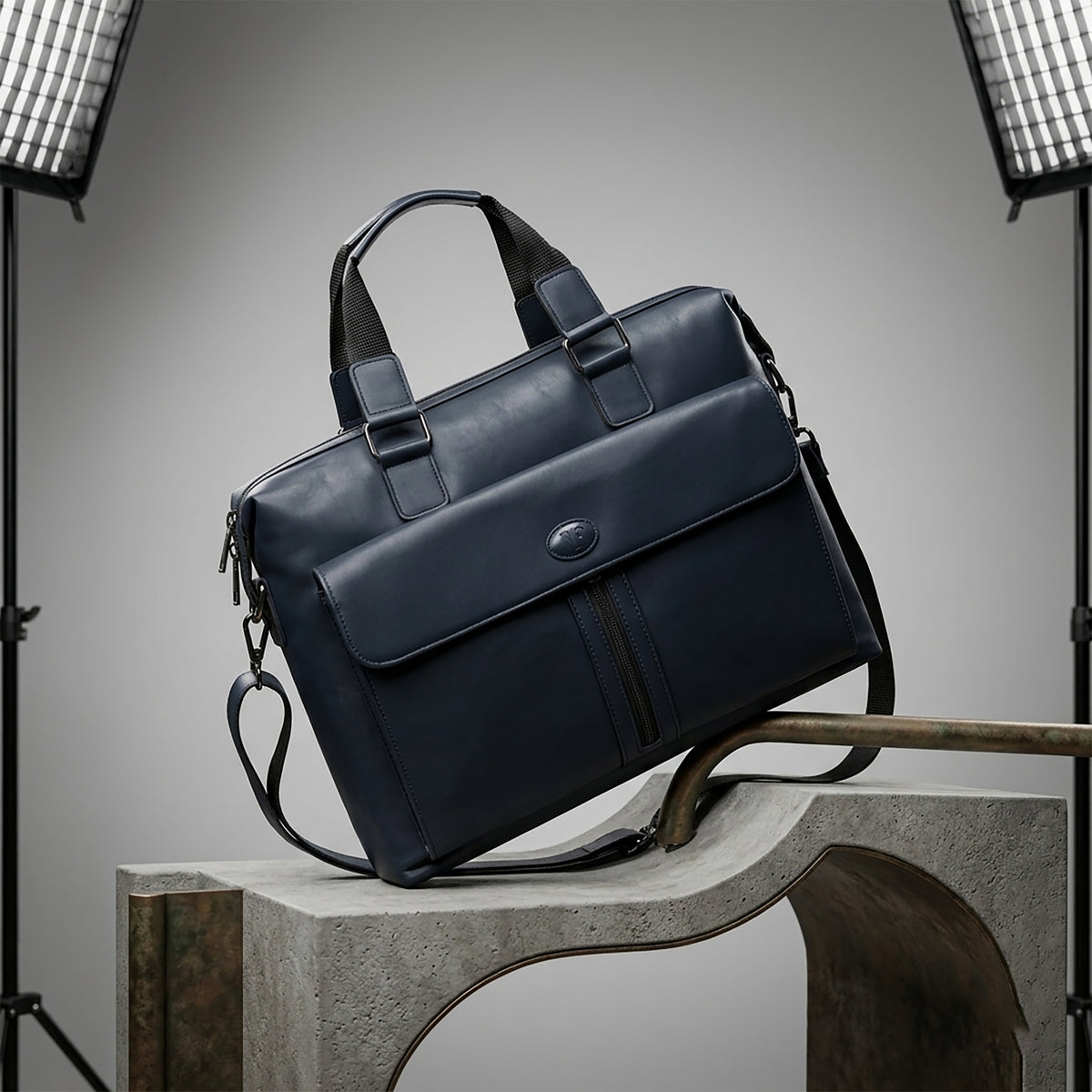 Navy Bag: Briefcase for Modern Professionals