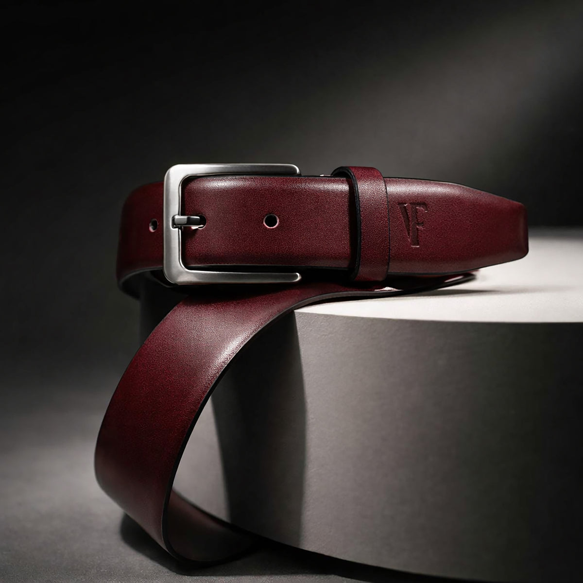 Burgundy Chic: Nubuck Leather Basic Belt for Effortless Elegance